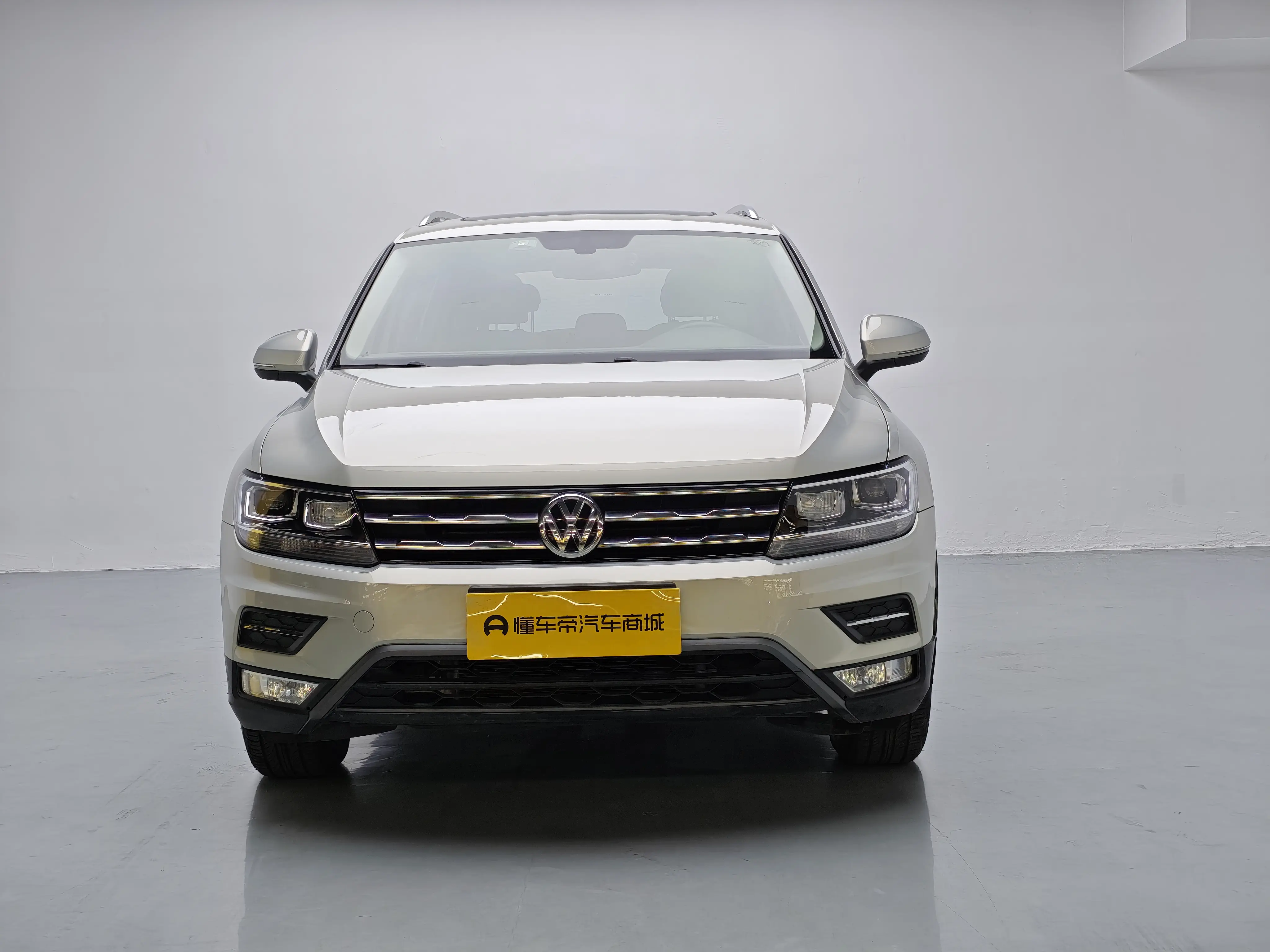 Volkswagen Tiguan L  из Китая