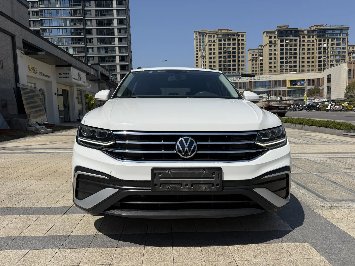 Volkswagen Tiguan L  из Китая