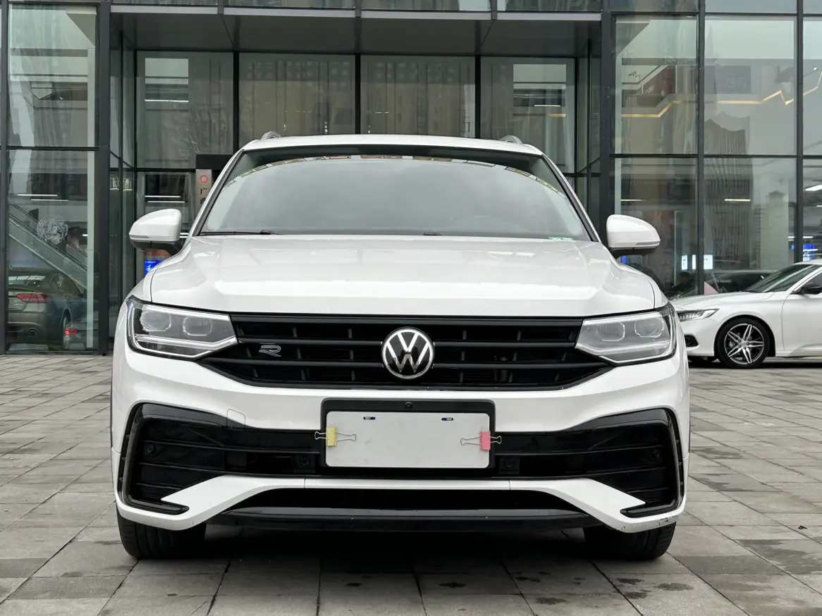 Volkswagen Tiguan L  из Китая