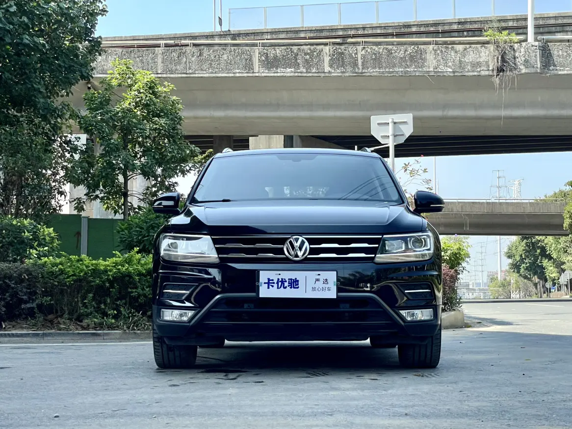 Volkswagen Tiguan L  из Китая