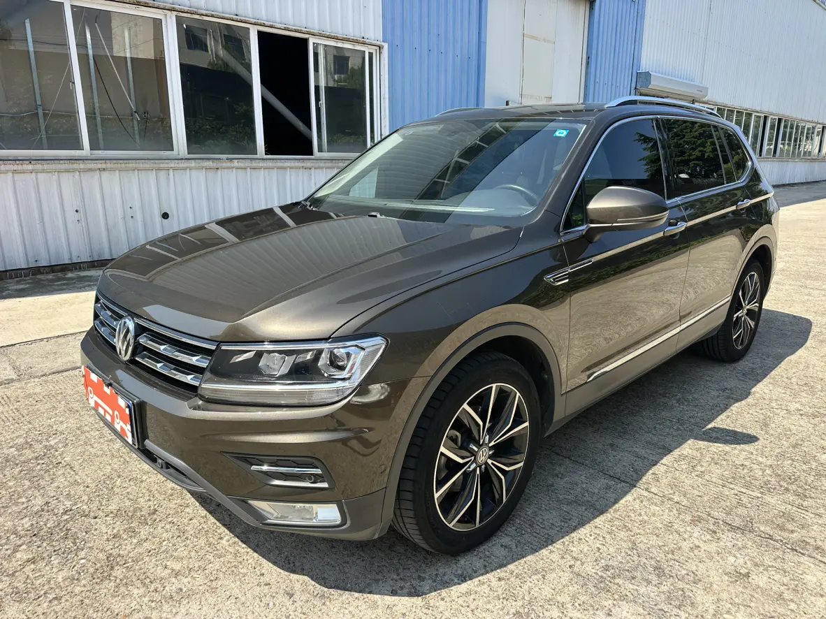 Volkswagen Tiguan L  из Китая