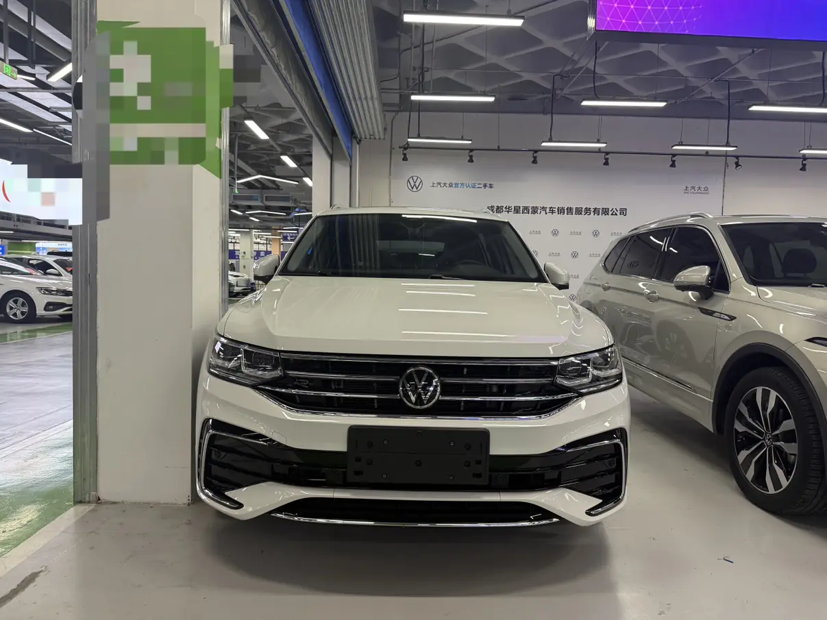 Volkswagen Tiguan L  из Китая