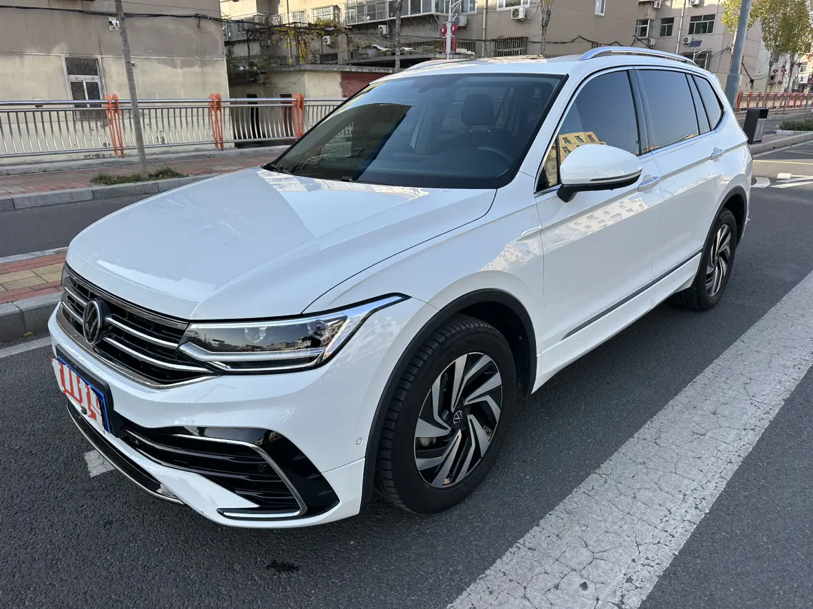 Volkswagen Tiguan L  из Китая