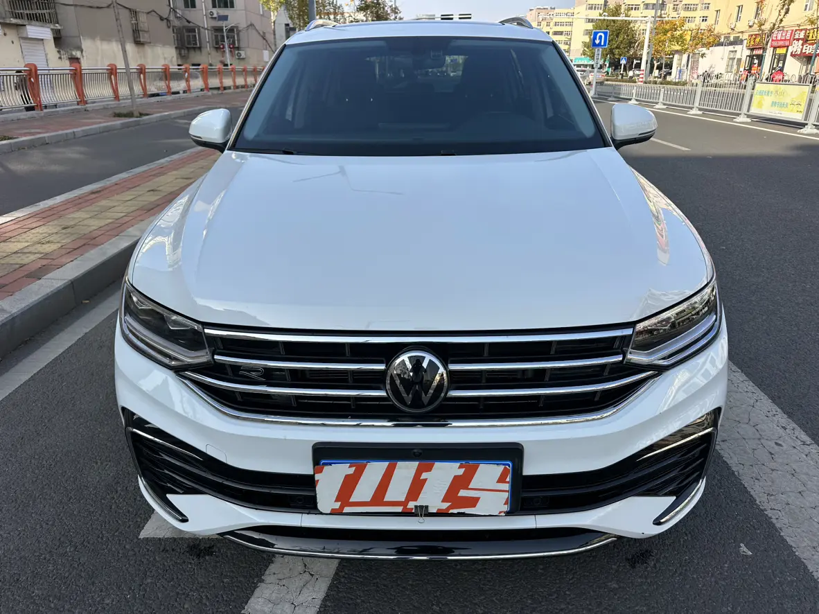 Volkswagen Tiguan L  из Китая