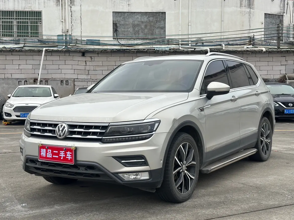 Volkswagen Tiguan L  из Китая
