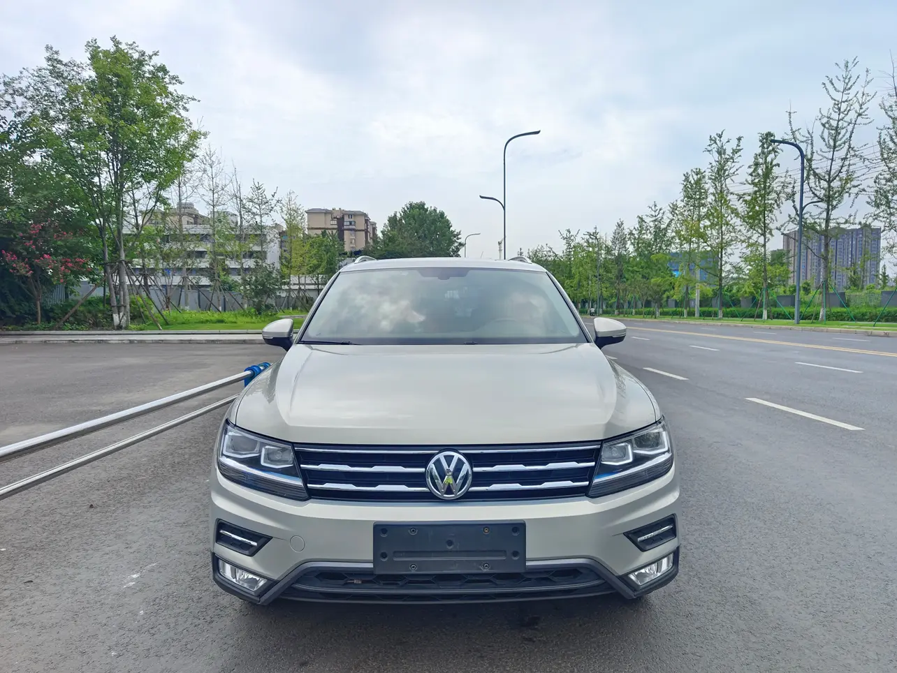 Volkswagen Tiguan L  из Китая