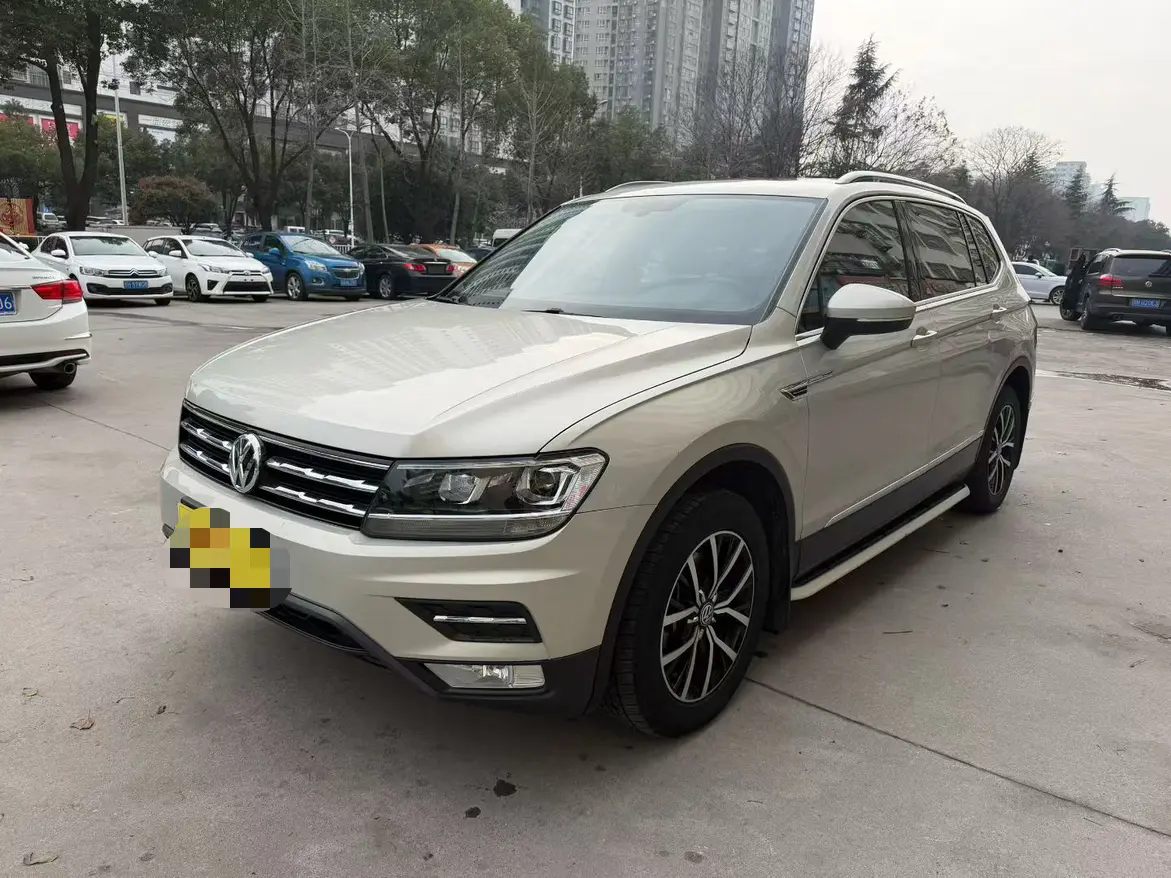 Volkswagen Tiguan L  из Китая
