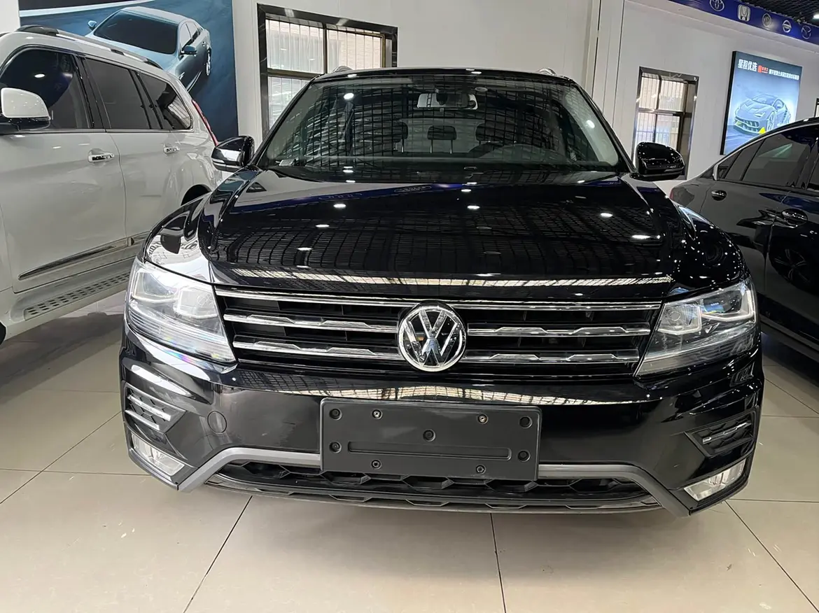 Volkswagen Tiguan L  из Китая