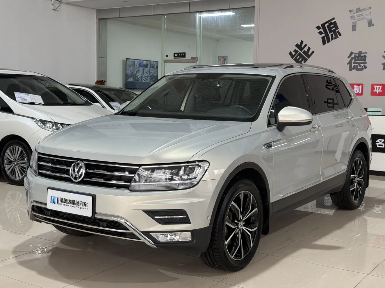 Volkswagen Tiguan L  из Китая