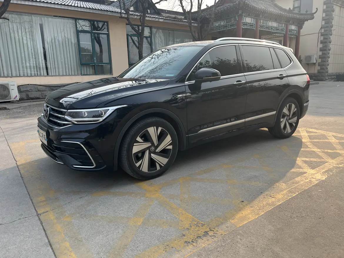 Volkswagen Tiguan L  из Китая