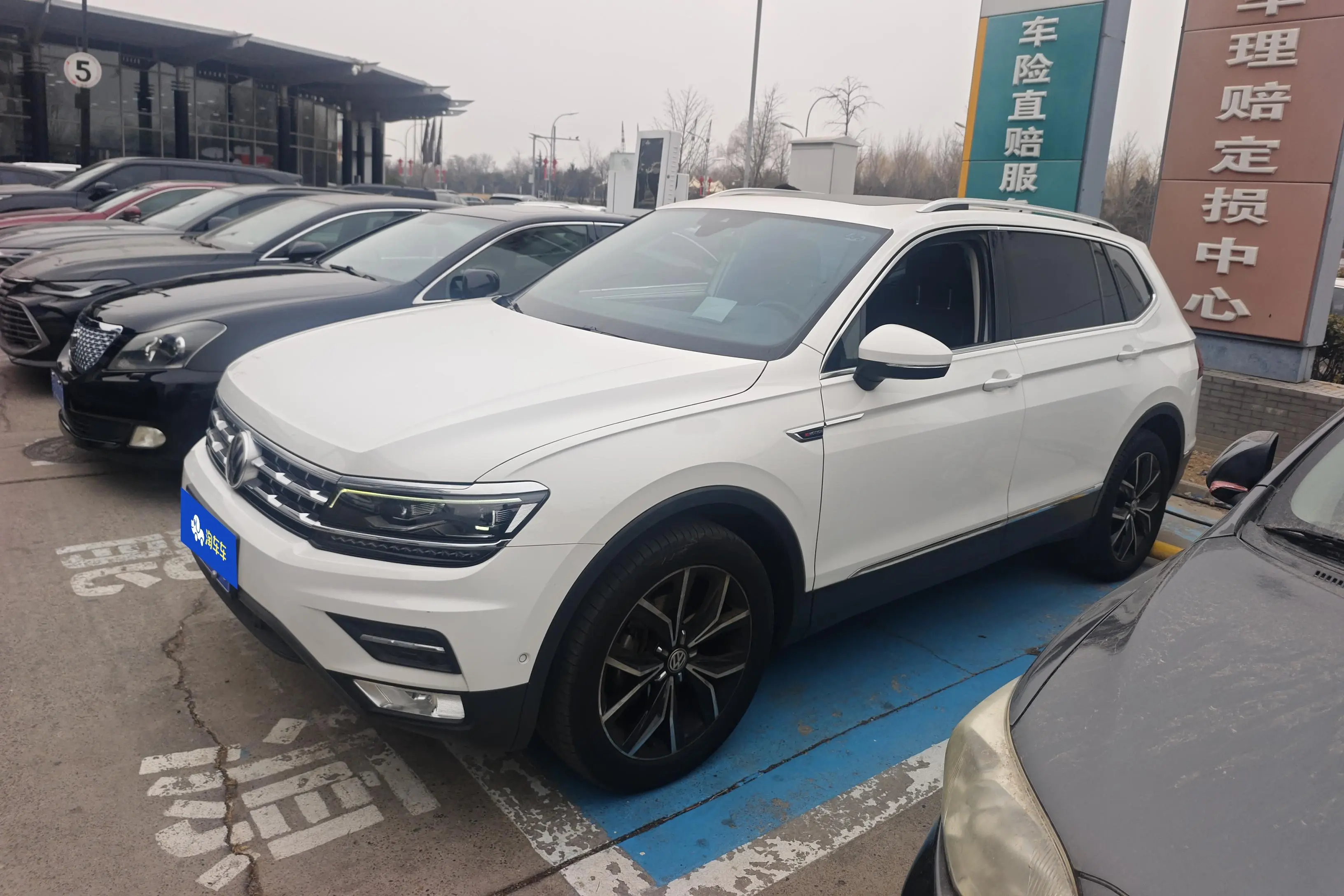 Volkswagen Tiguan L  из Китая