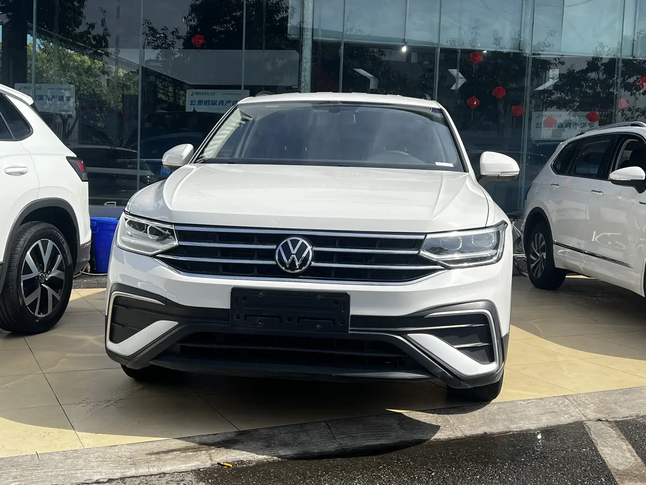 Volkswagen Tiguan L  из Китая
