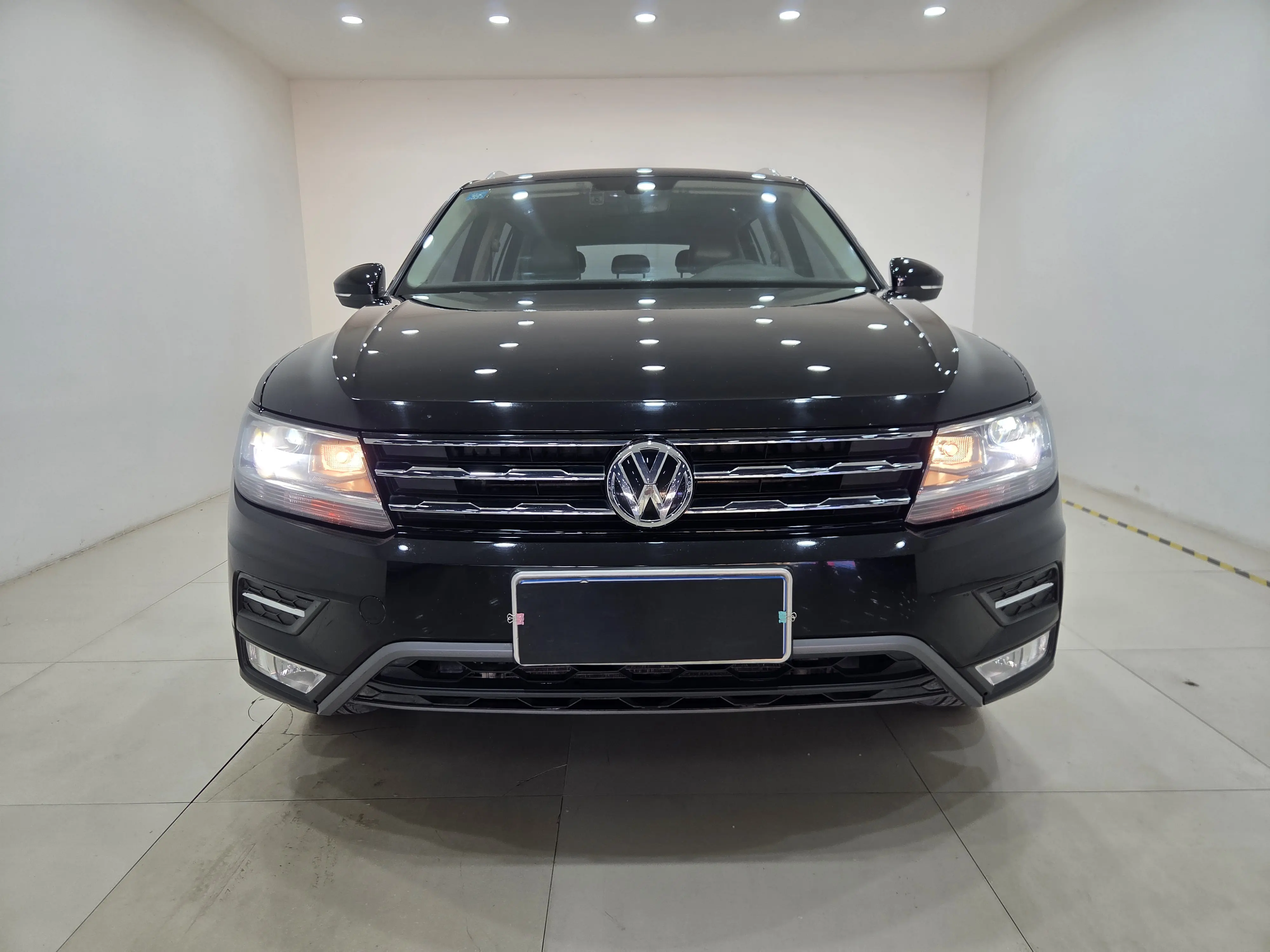 Volkswagen Tiguan L  из Китая
