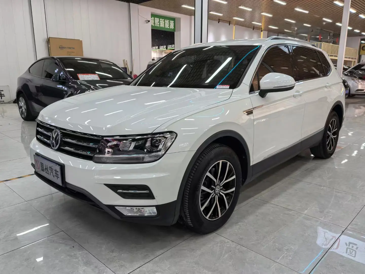 Volkswagen Tiguan L  из Китая