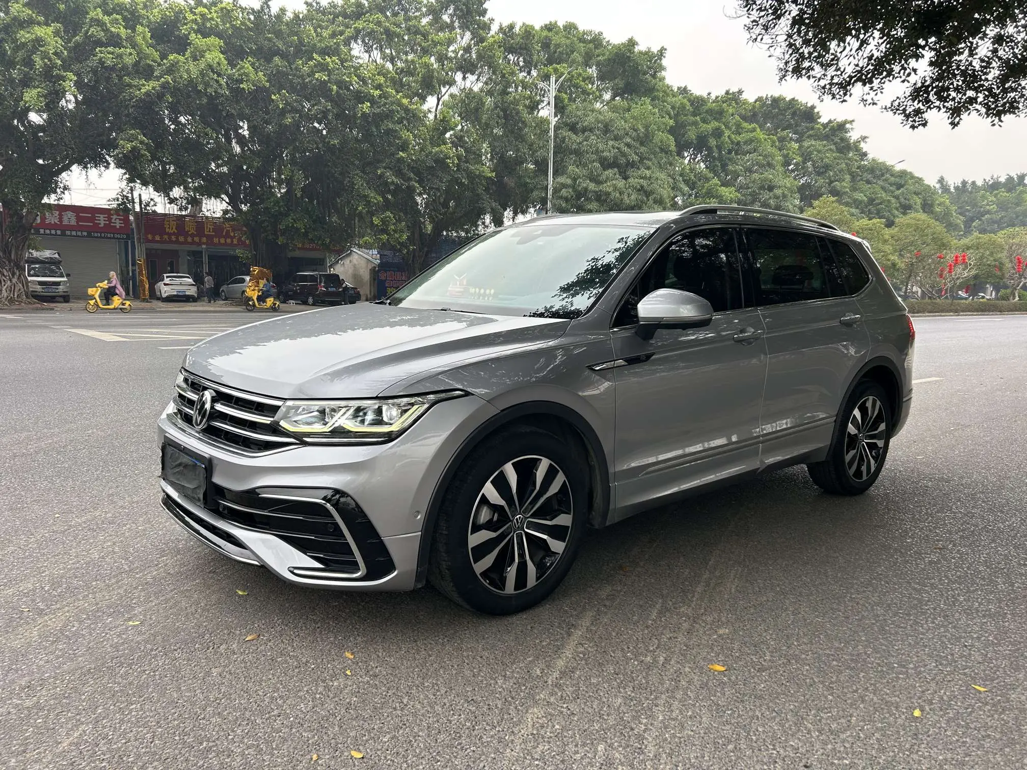 Volkswagen Tiguan L  из Китая