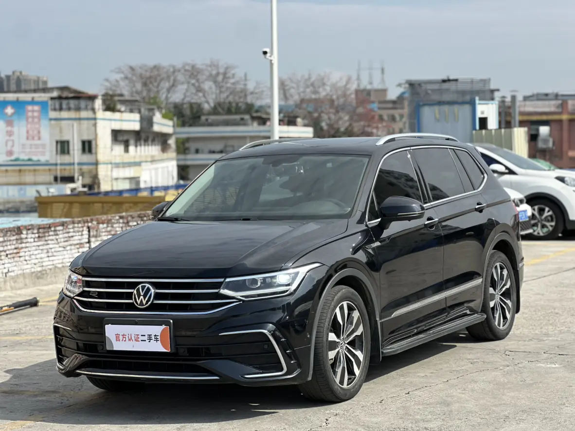Volkswagen Tiguan L  из Китая
