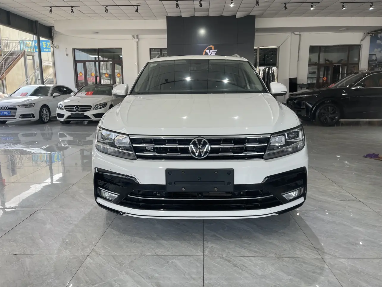 Volkswagen Tiguan L  из Китая