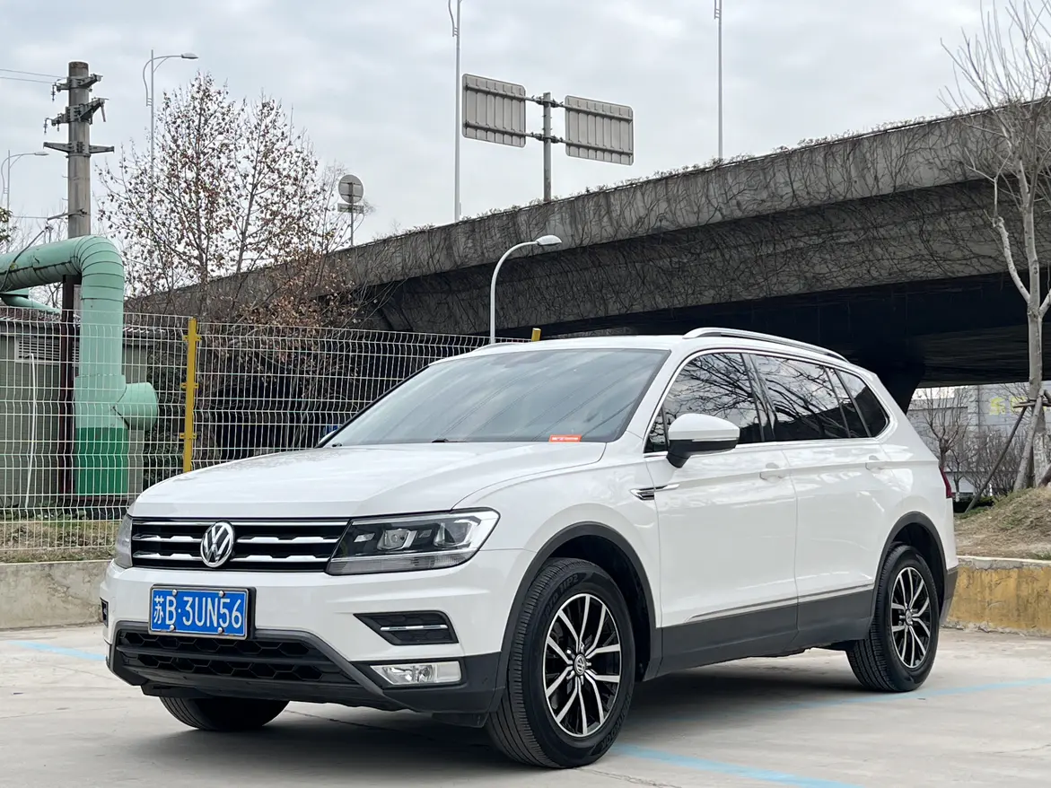 Volkswagen Tiguan L  из Китая