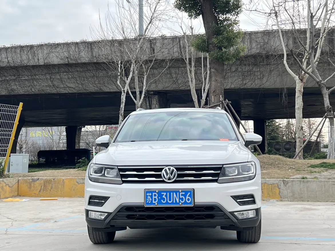 Volkswagen Tiguan L  из Китая