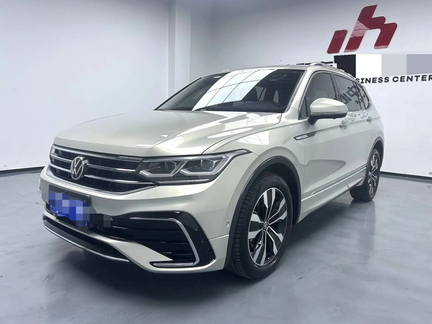 Volkswagen Tiguan L  из Китая