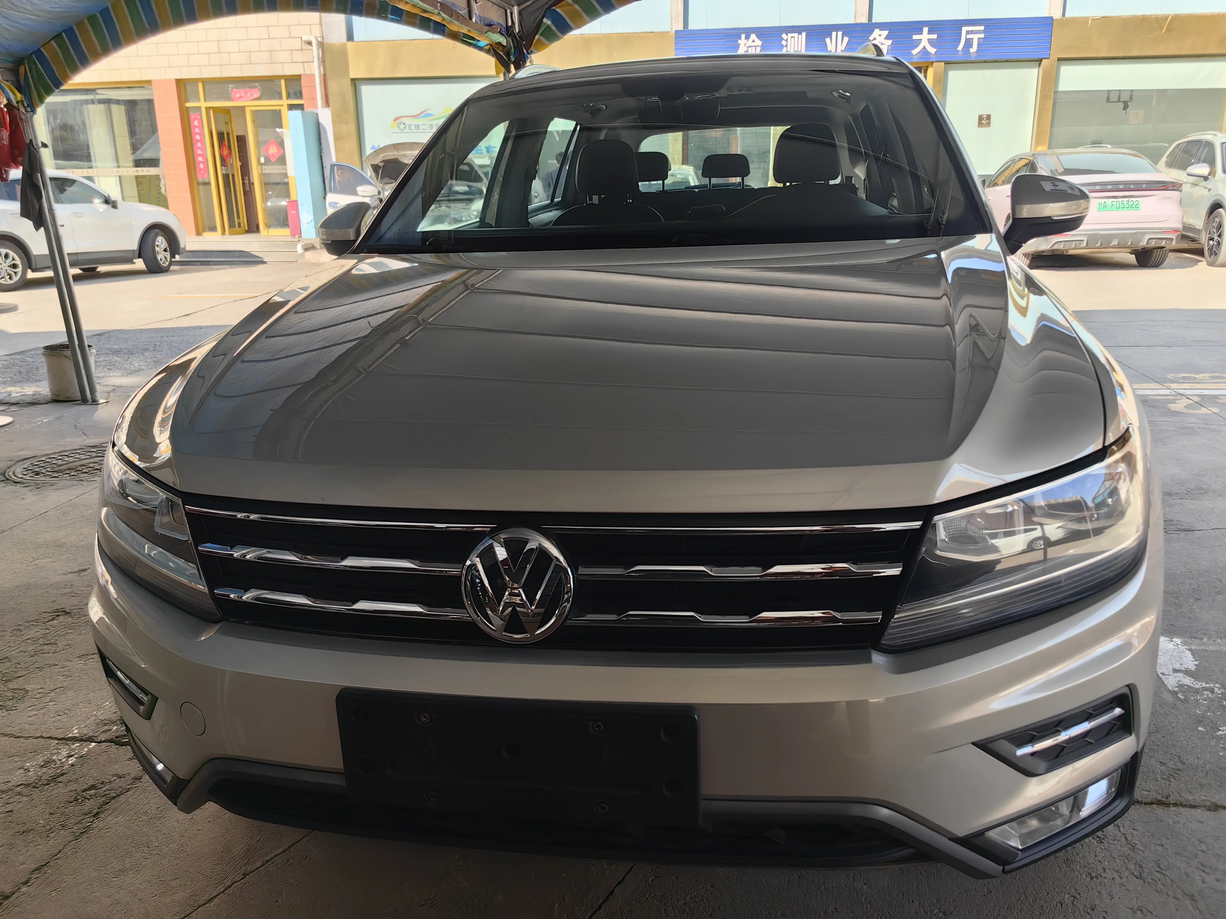 Volkswagen Tiguan L  из Китая