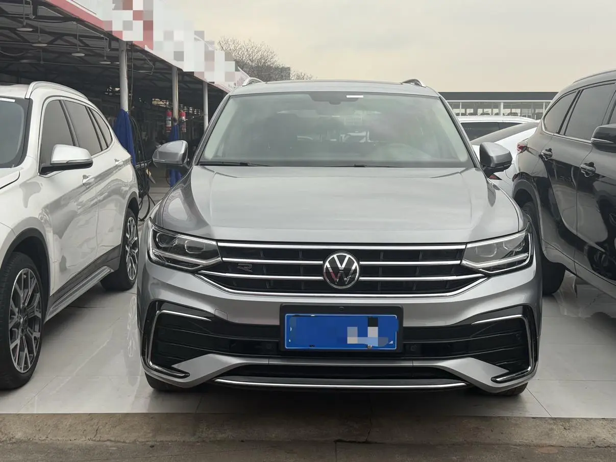 Volkswagen Tiguan L  из Китая