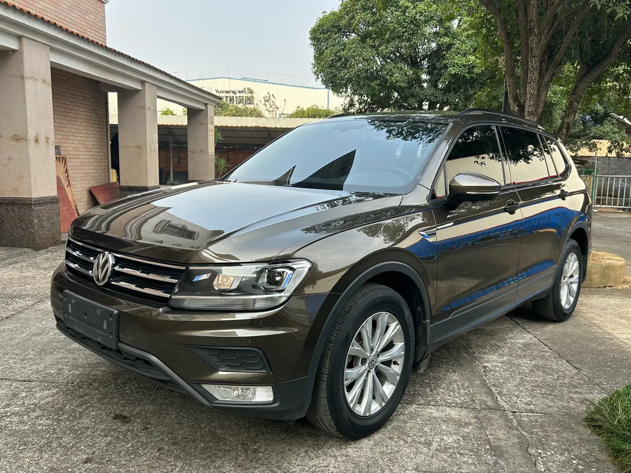 Volkswagen Tiguan L  из Китая