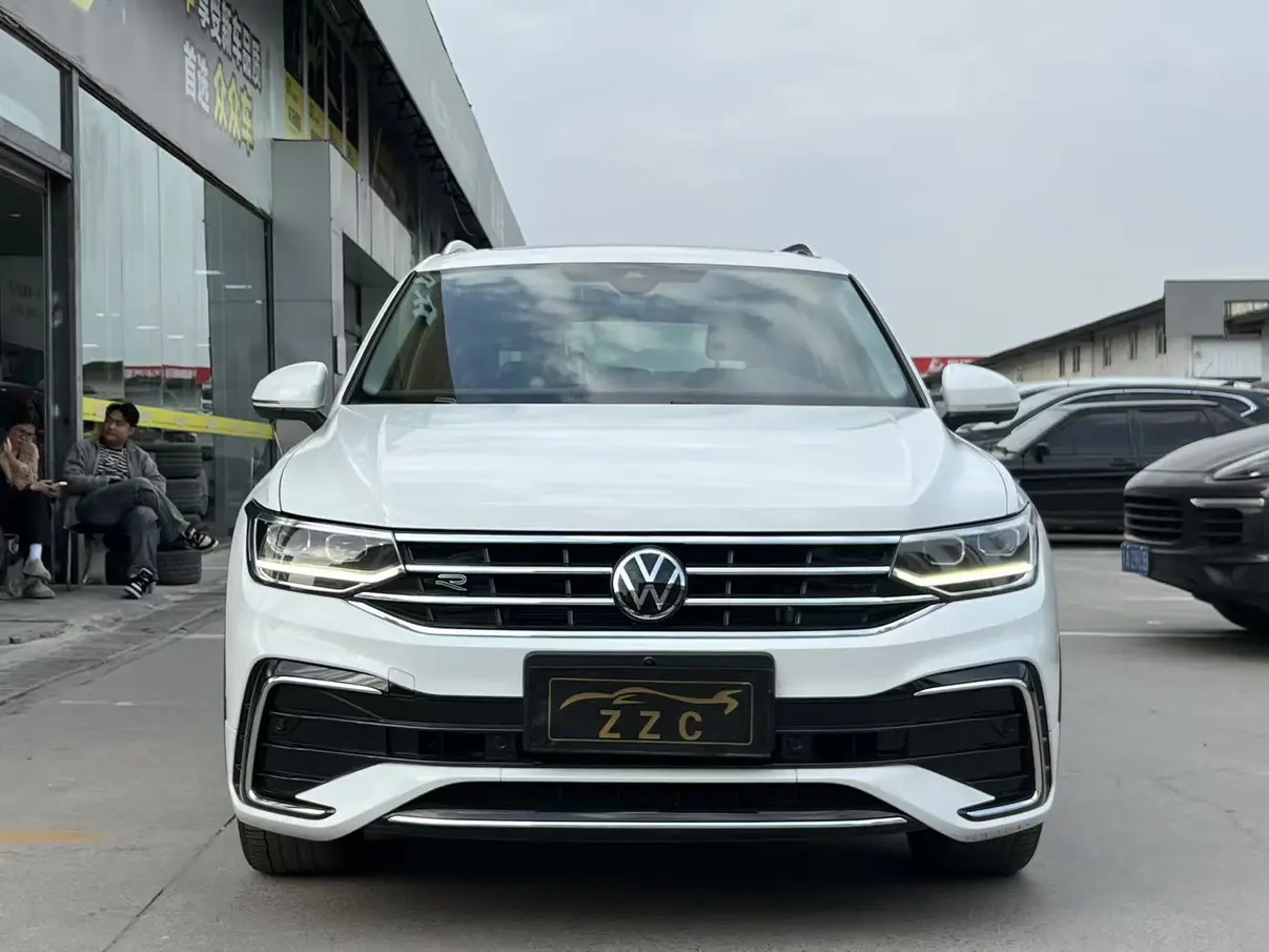 Volkswagen Tiguan L  из Китая