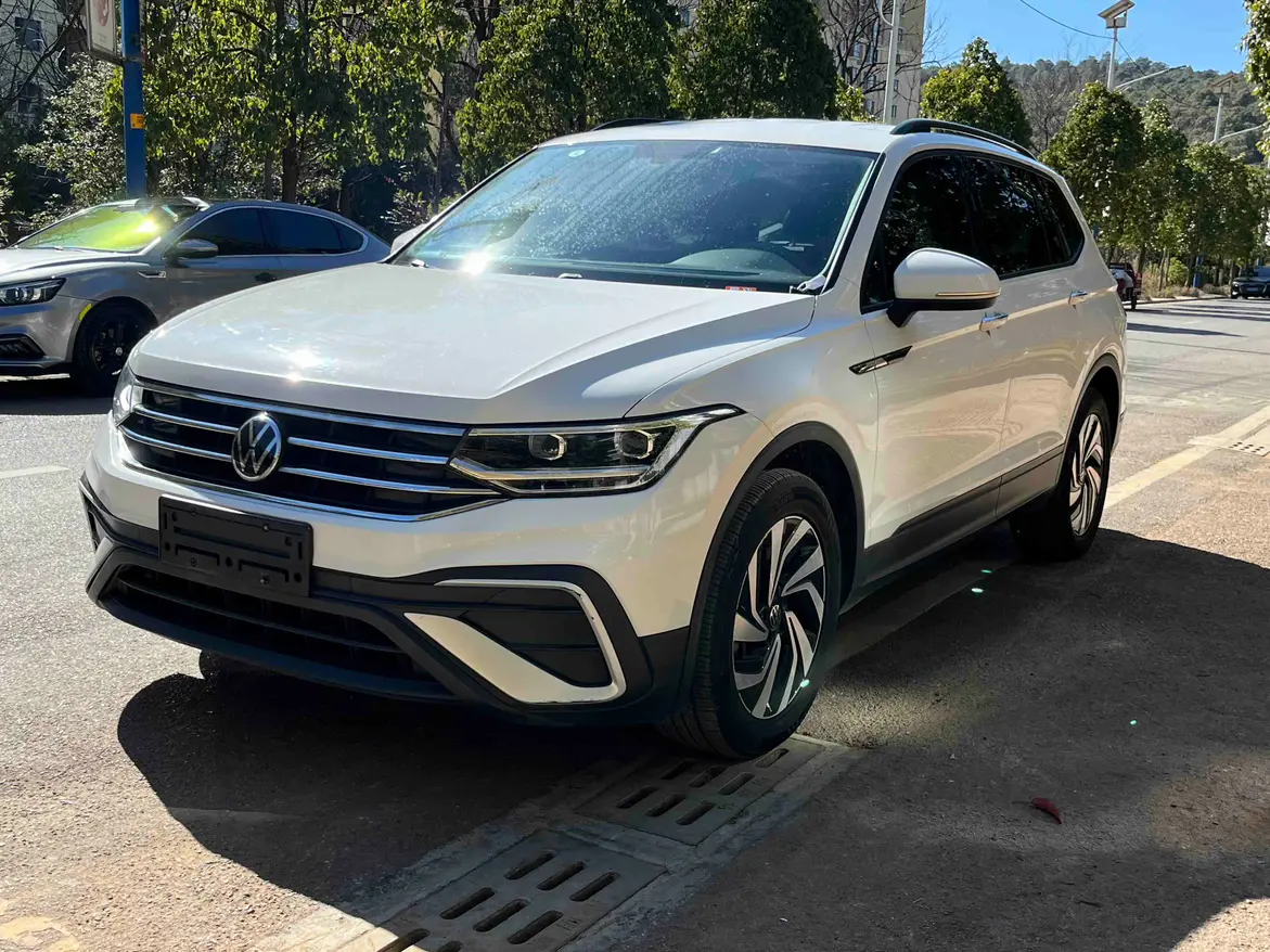 Volkswagen Tiguan L  из Китая