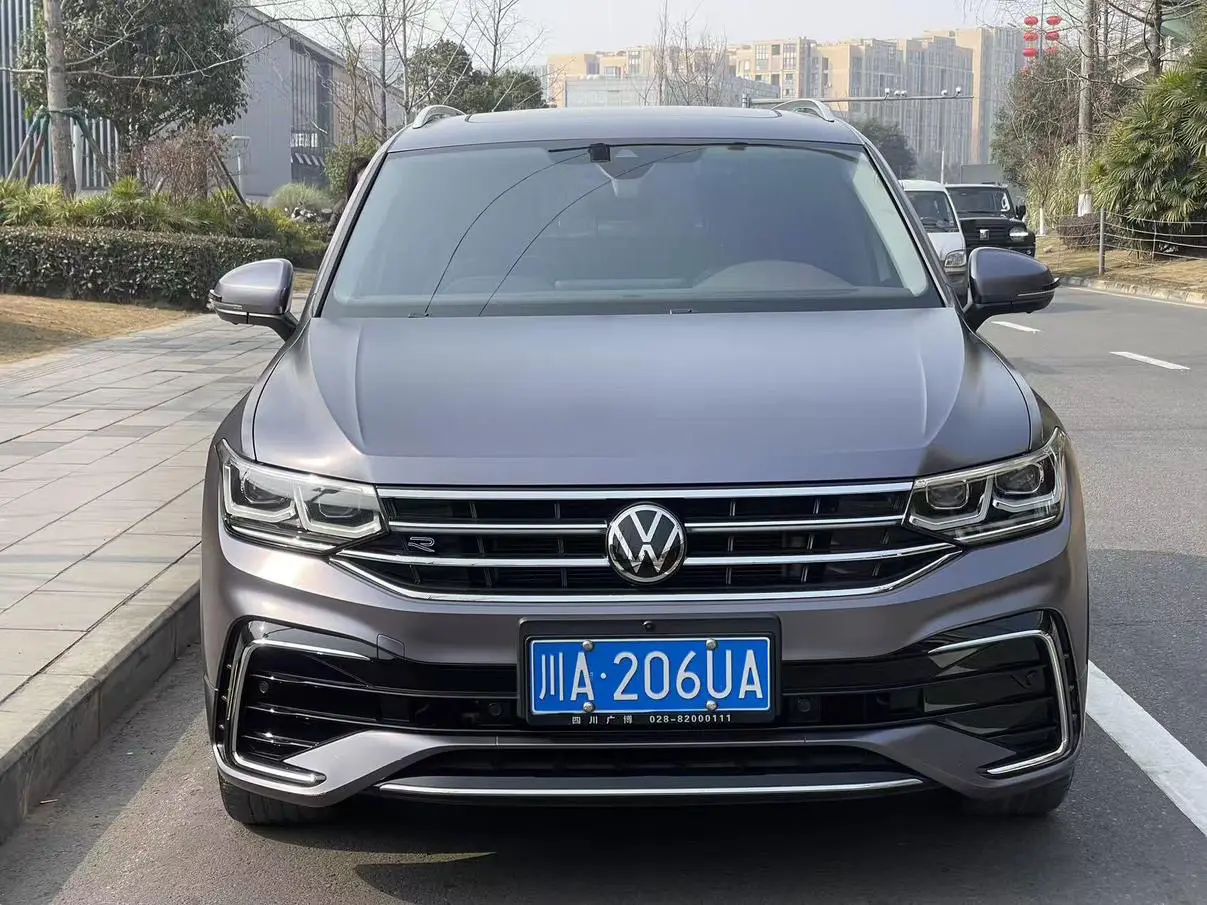 Volkswagen Tiguan L  из Китая