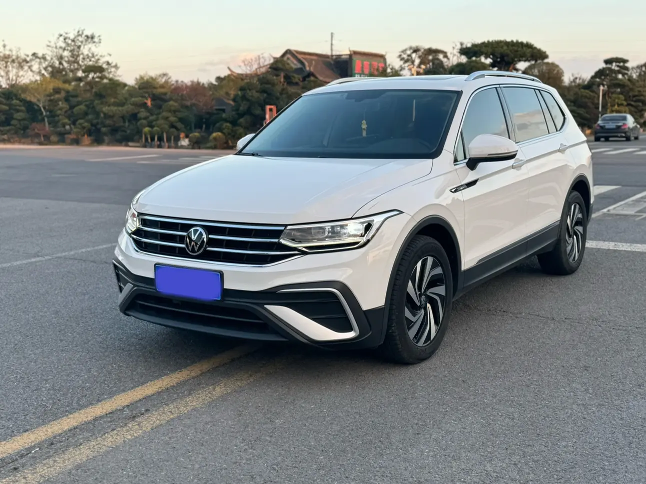Volkswagen Tiguan L  из Китая