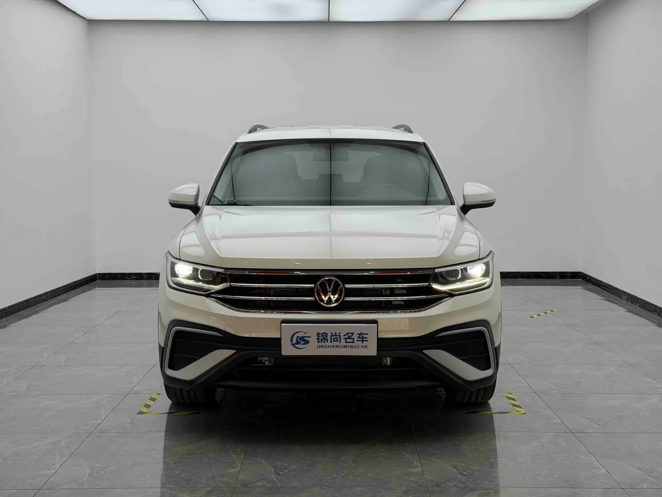 Volkswagen Tiguan L  из Китая