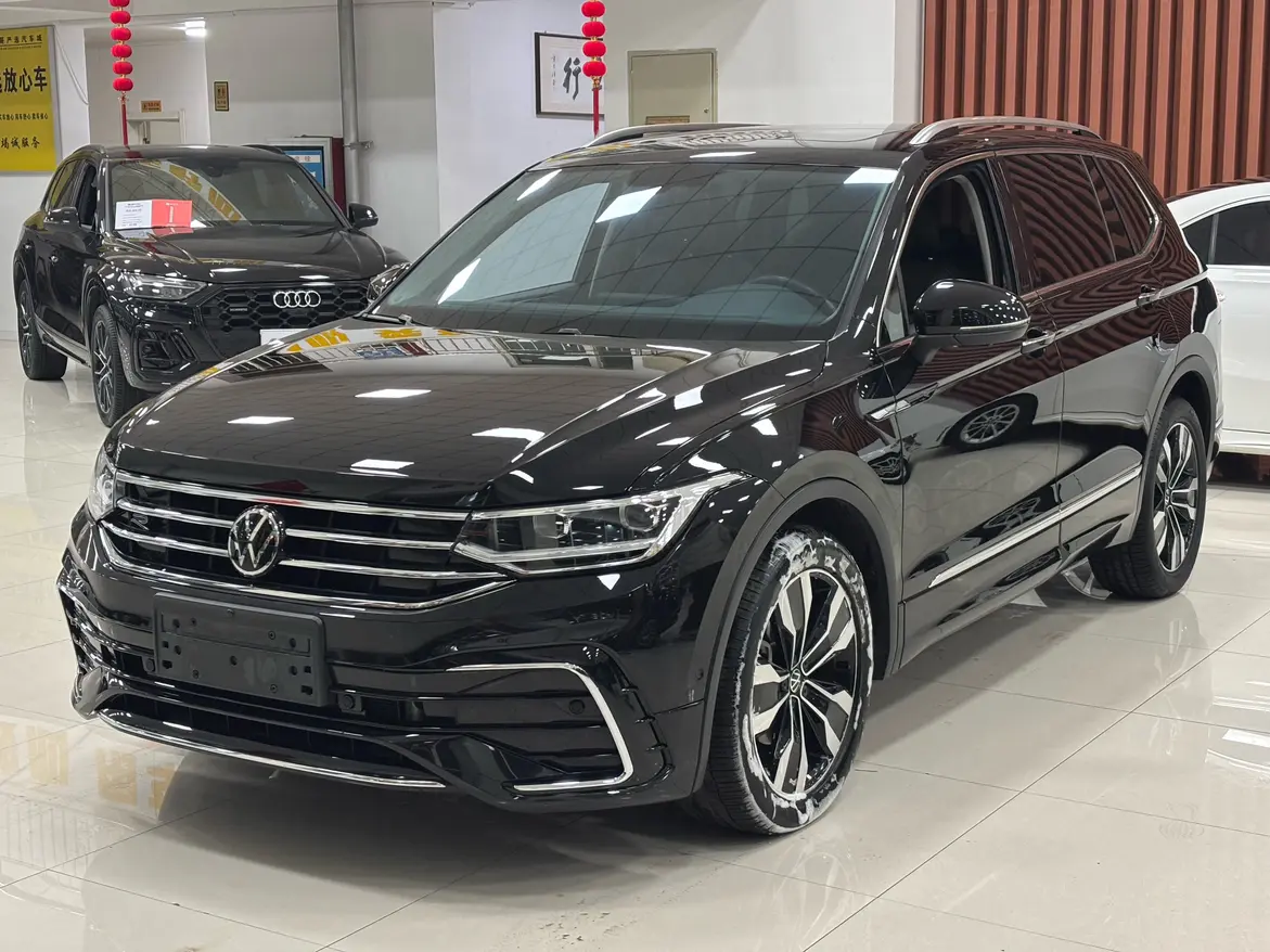 Volkswagen Tiguan L  из Китая