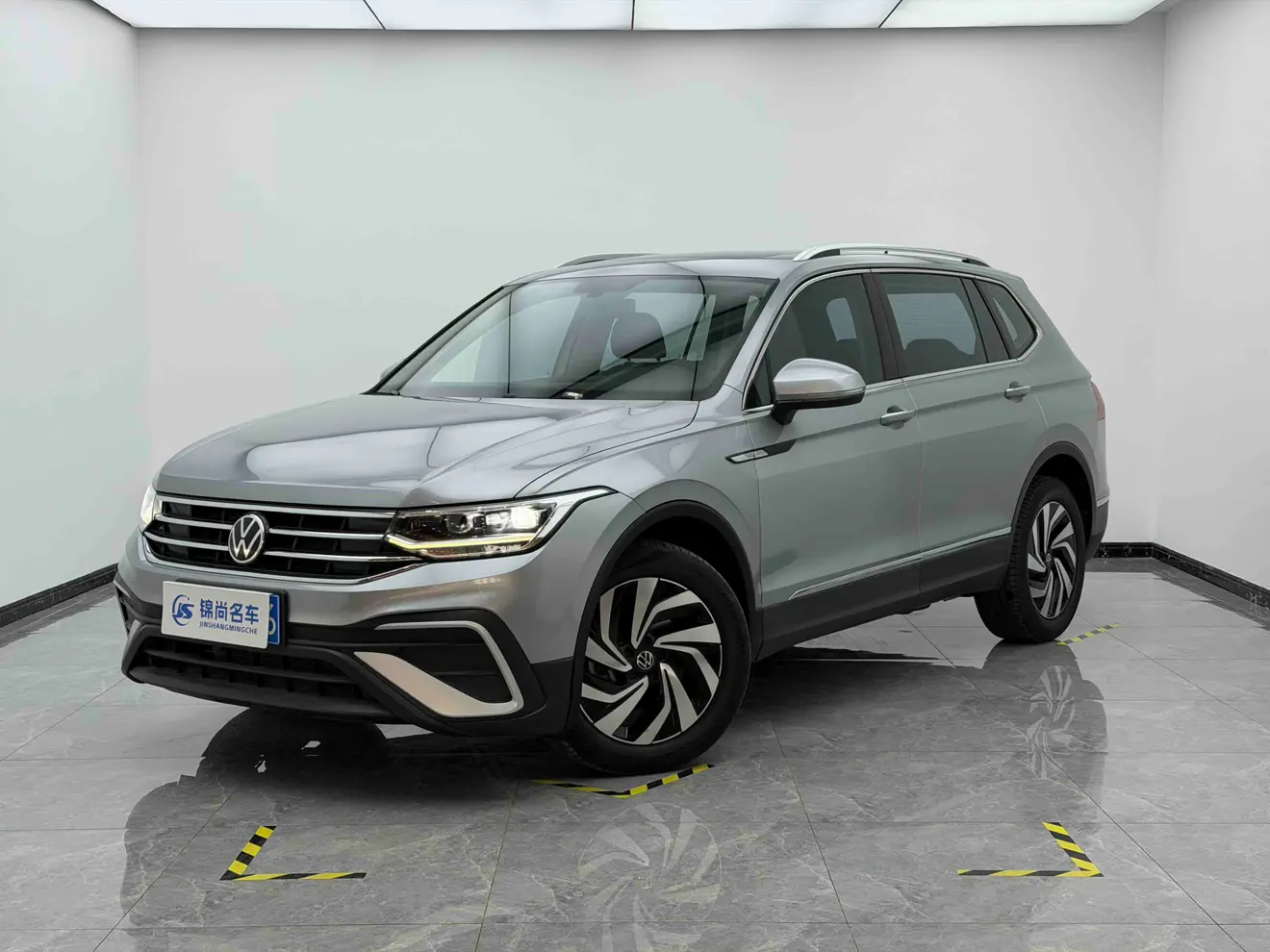 Volkswagen Tiguan L  из Китая
