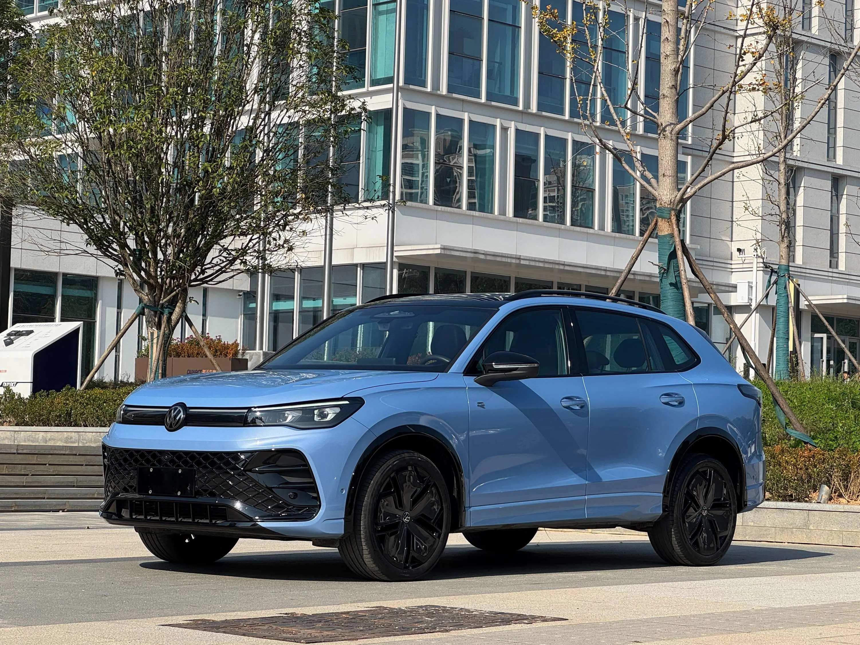 Volkswagen Tiguan L  из Китая