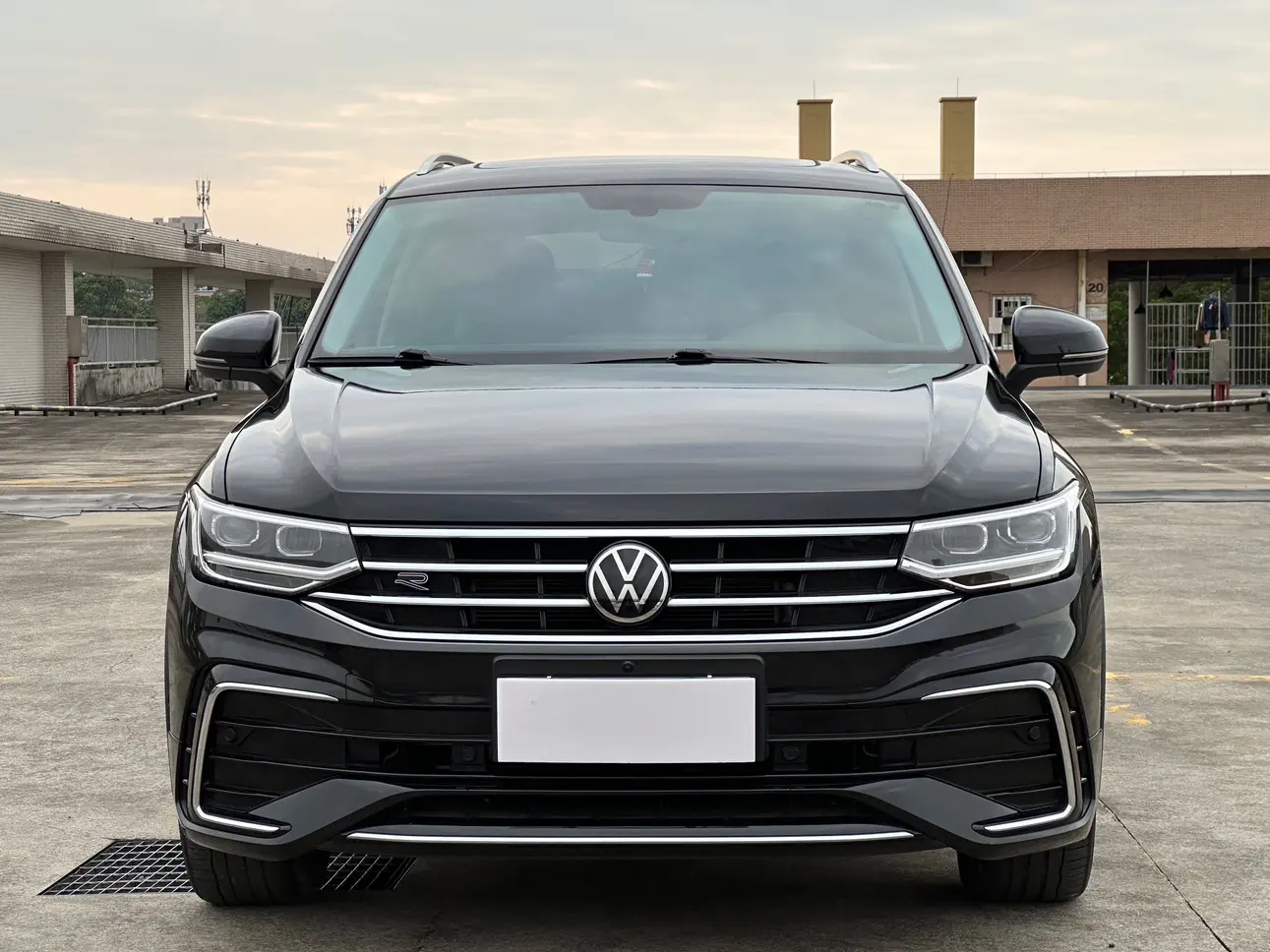 Volkswagen Tiguan L  из Китая