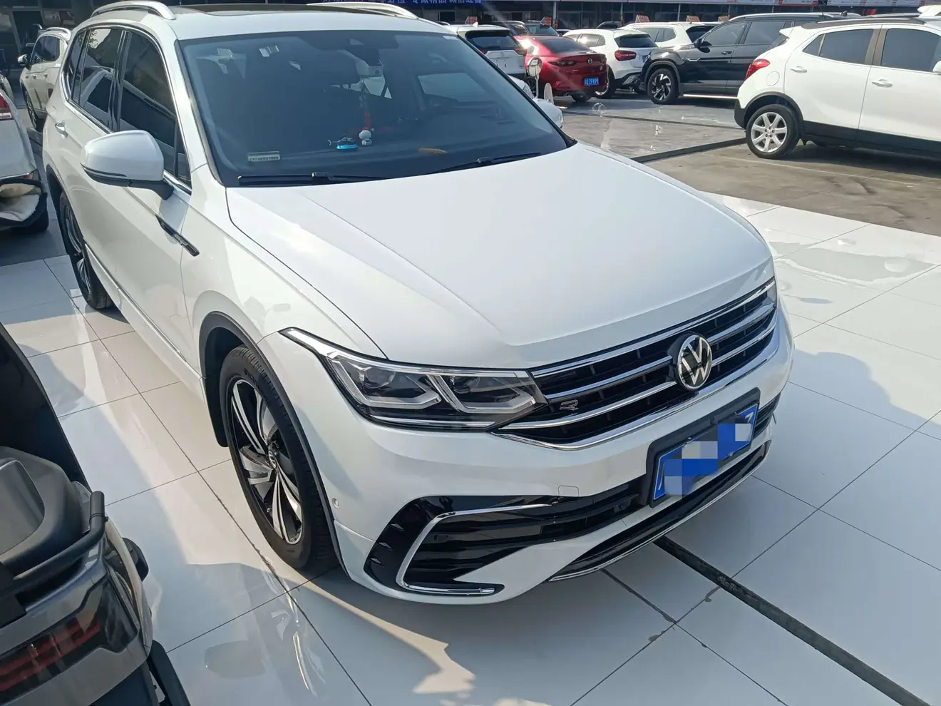 Volkswagen Tiguan L  из Китая