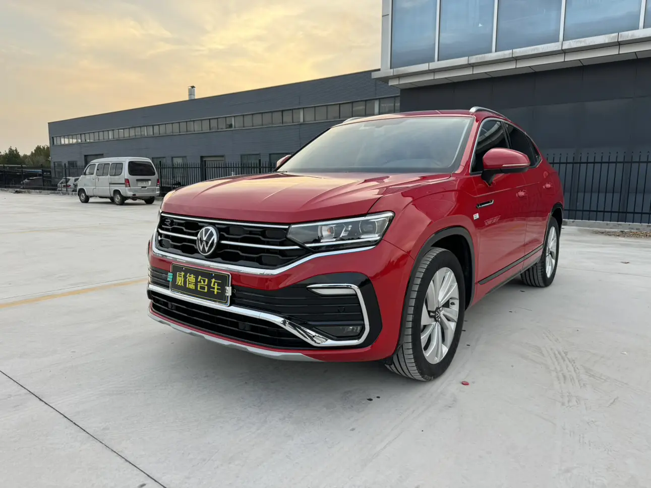 VOLKSWAGEN TAYRON X