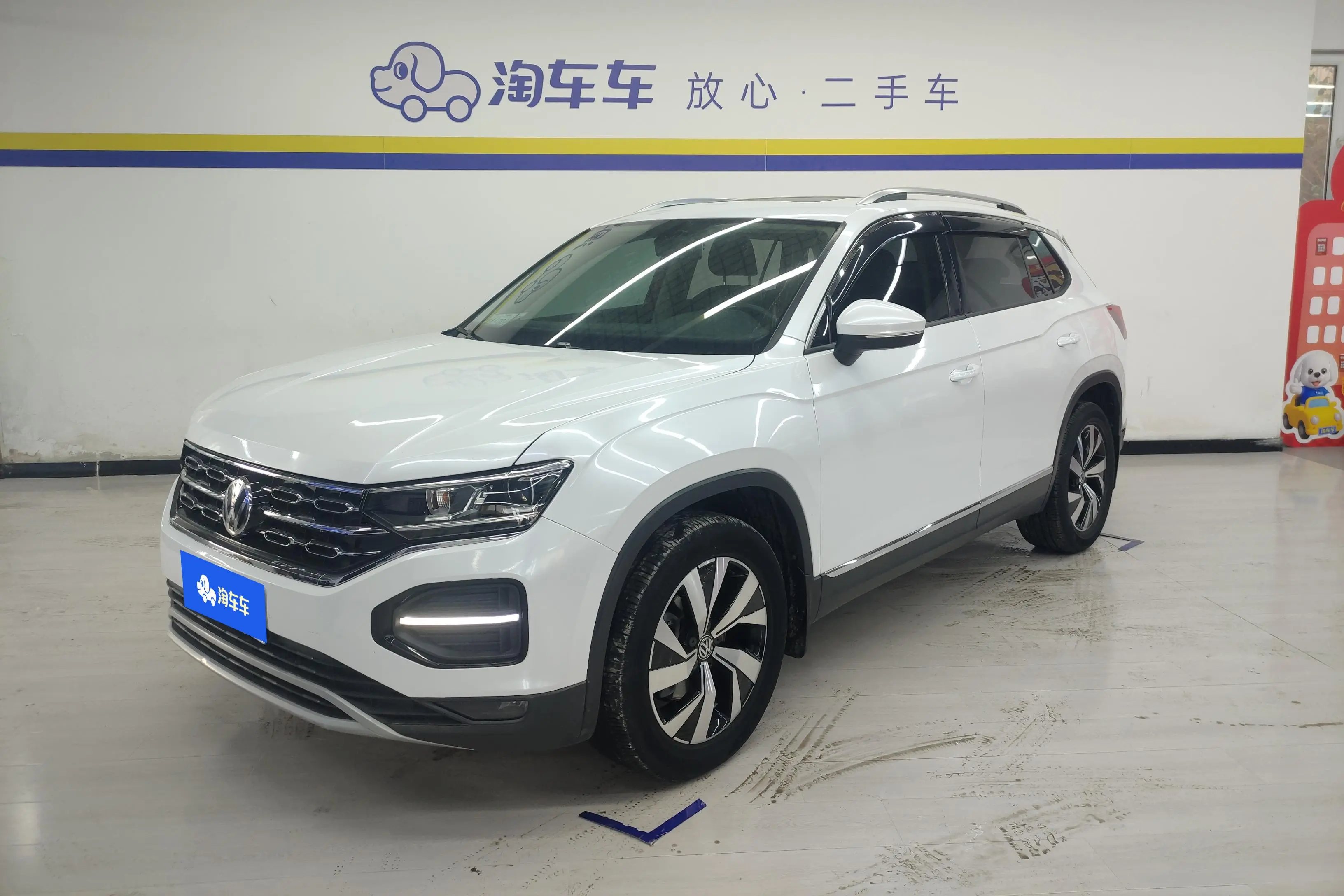 Volkswagen Tayron  из Китая