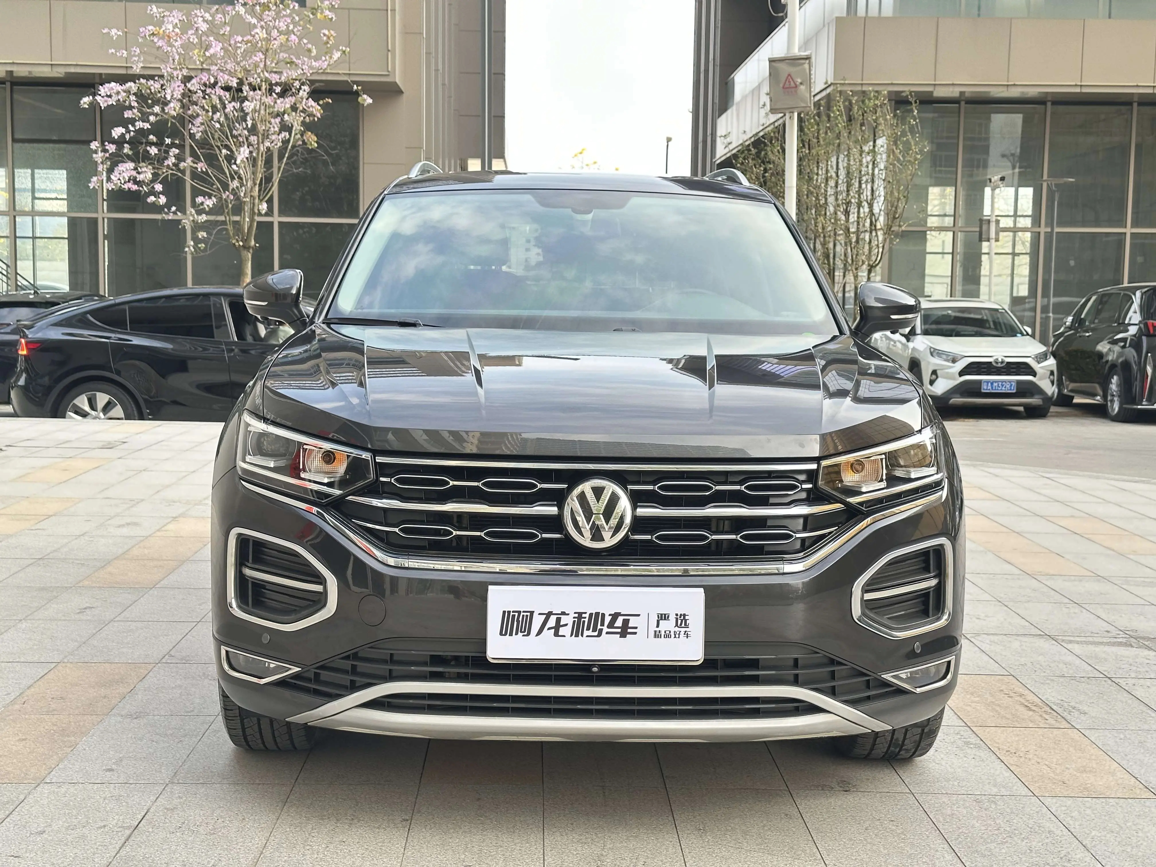 Volkswagen Tayron  из Китая