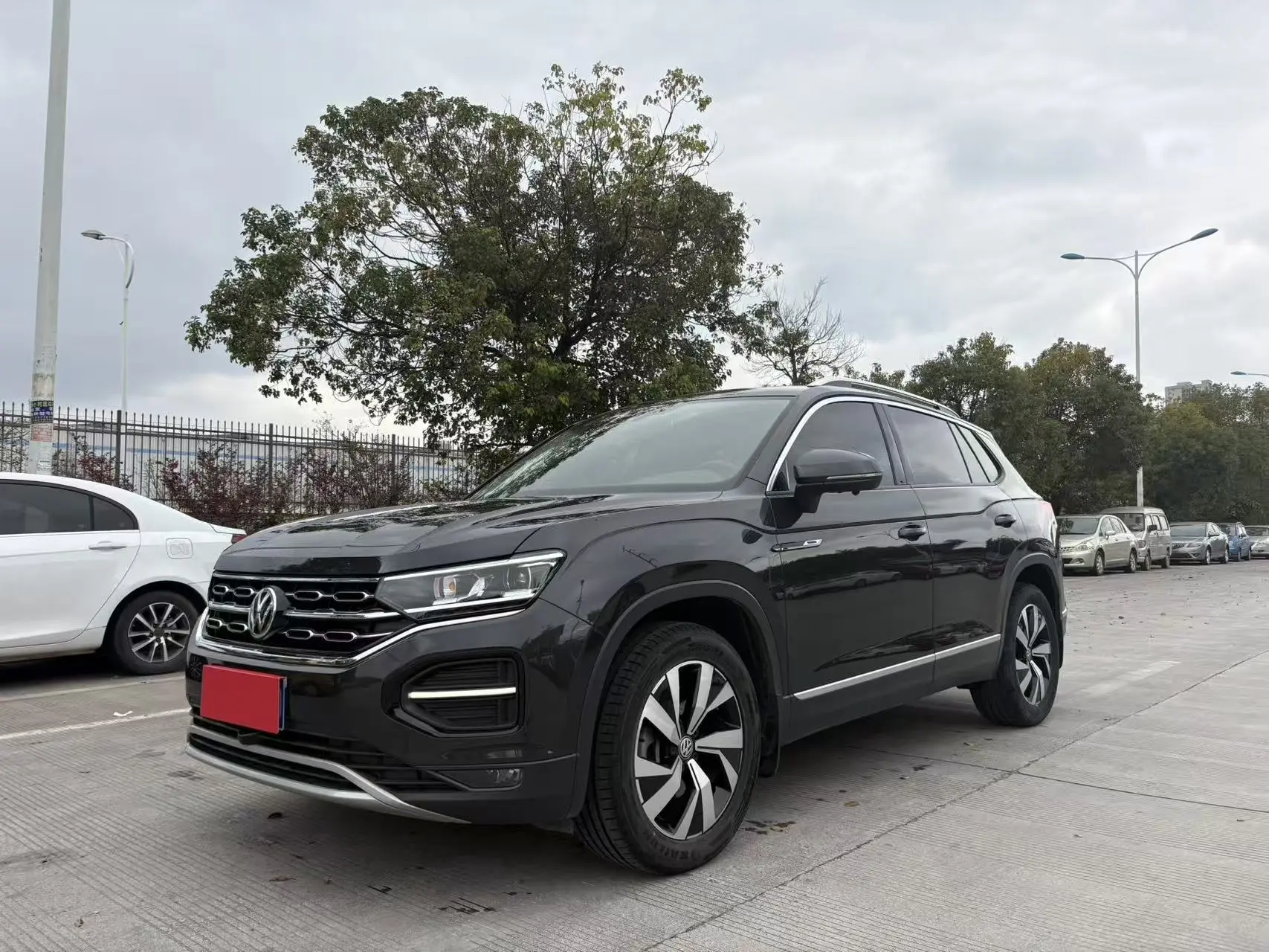 Volkswagen Tayron  из Китая