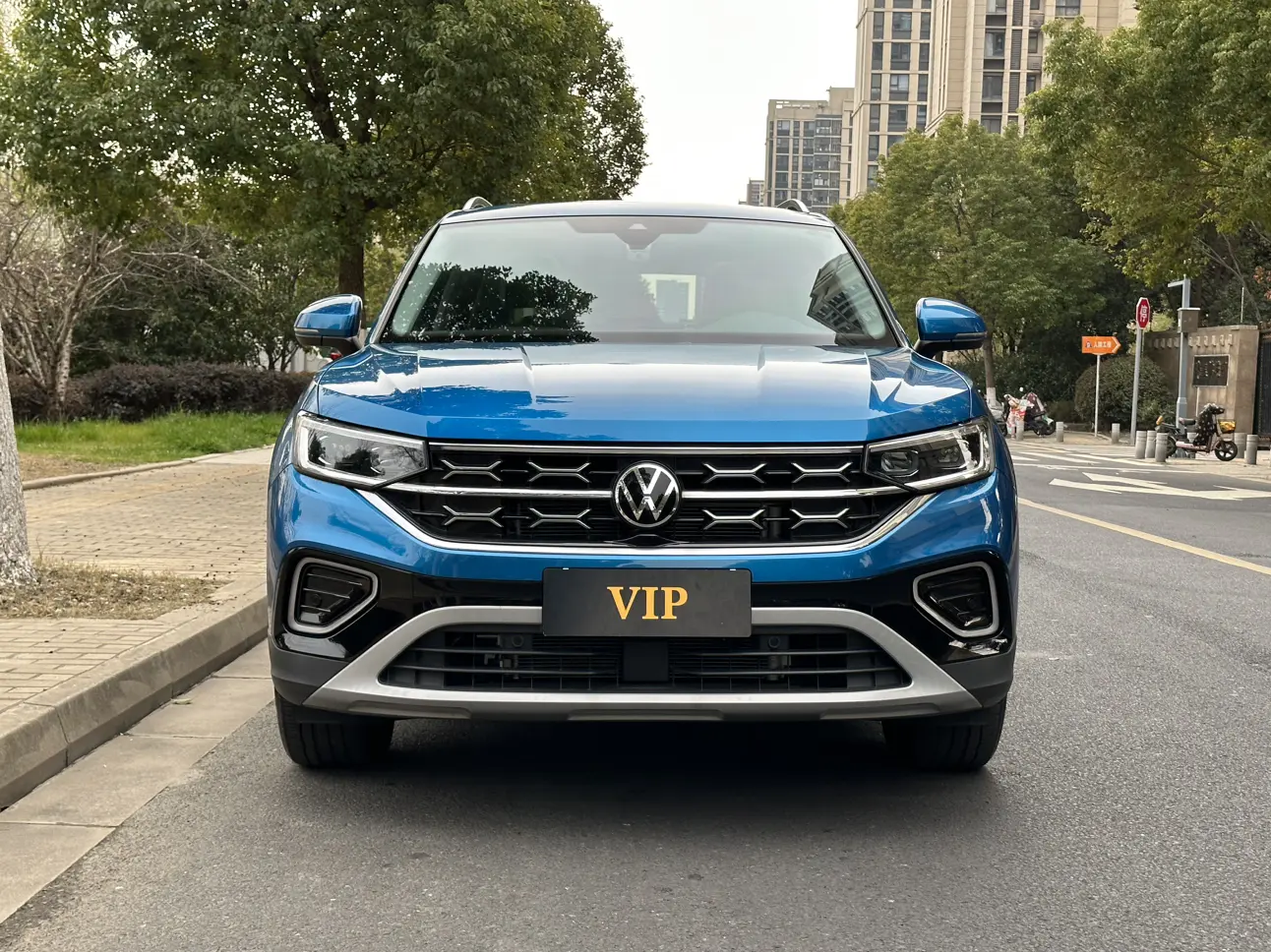 Volkswagen Tayron  из Китая