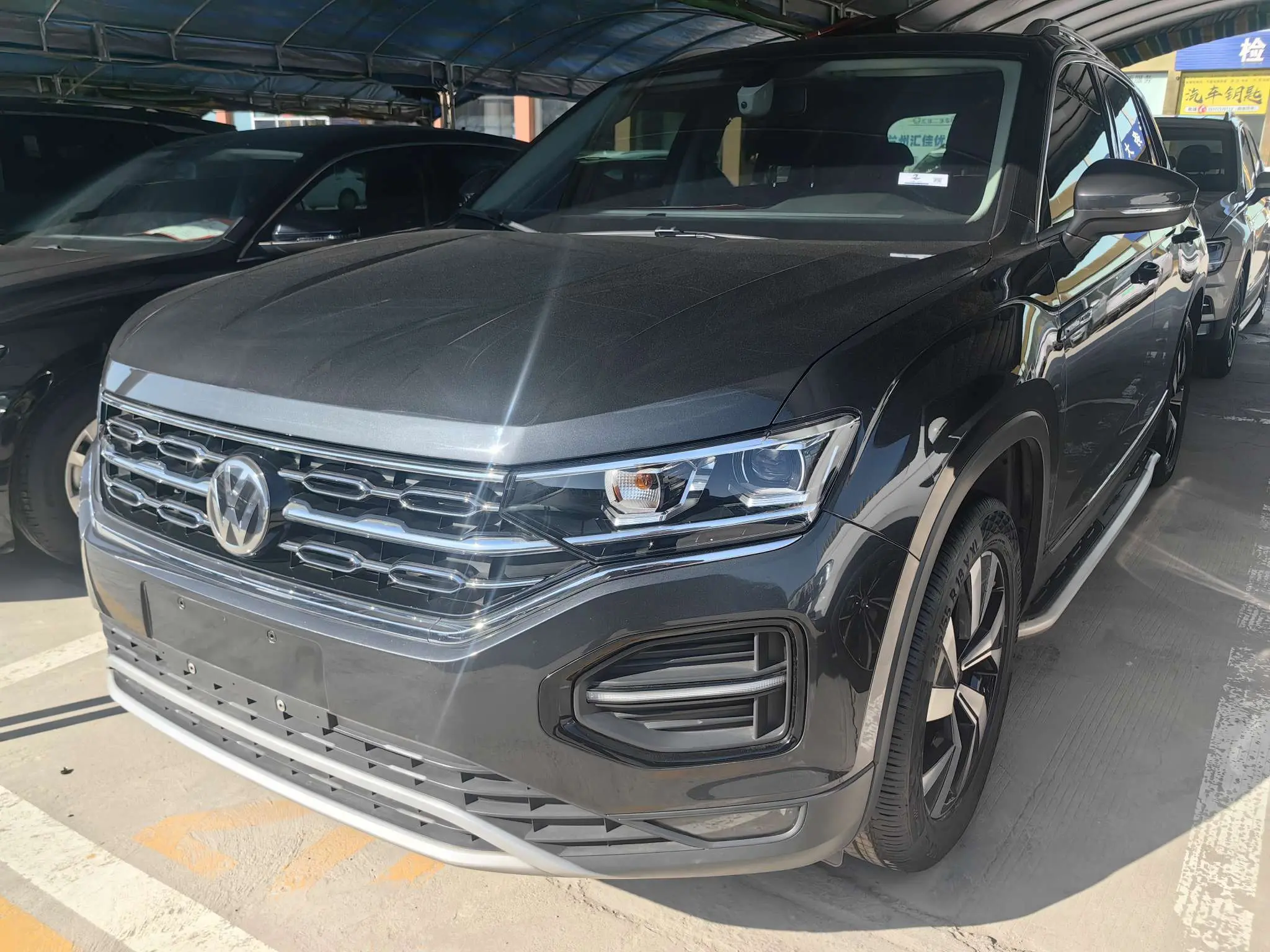 Volkswagen Tayron  из Китая