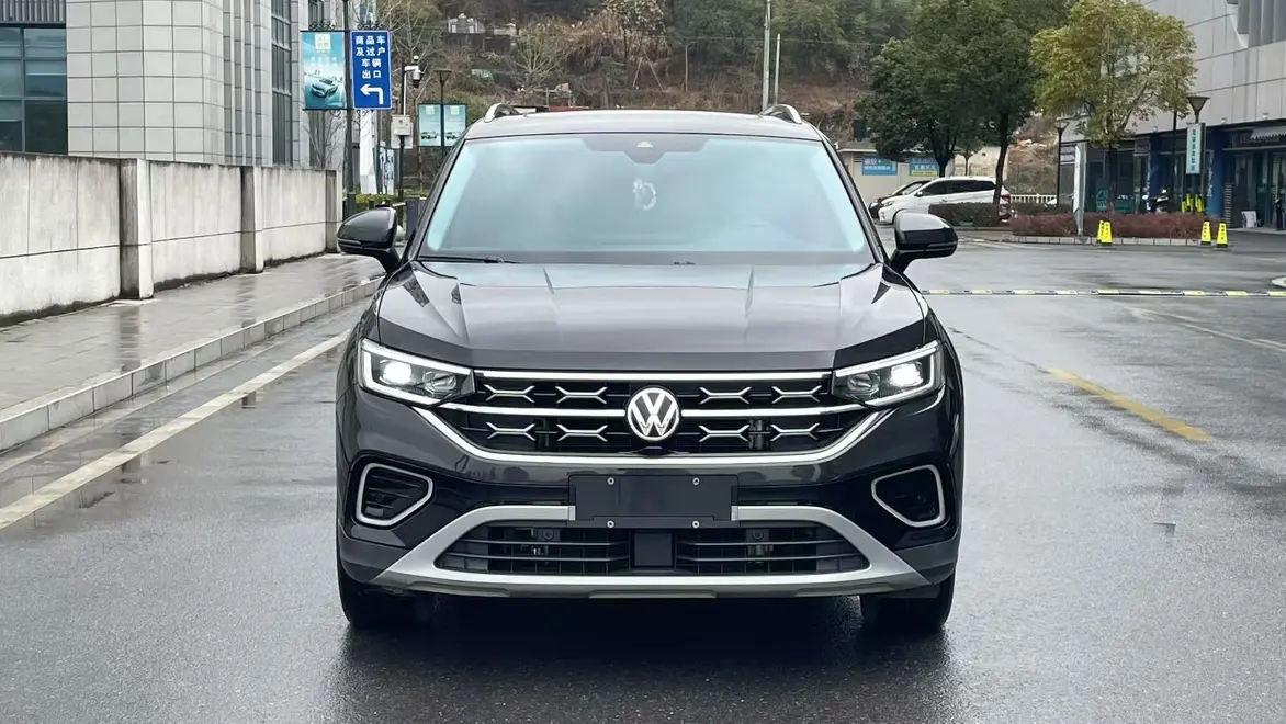 Volkswagen Tayron  из Китая
