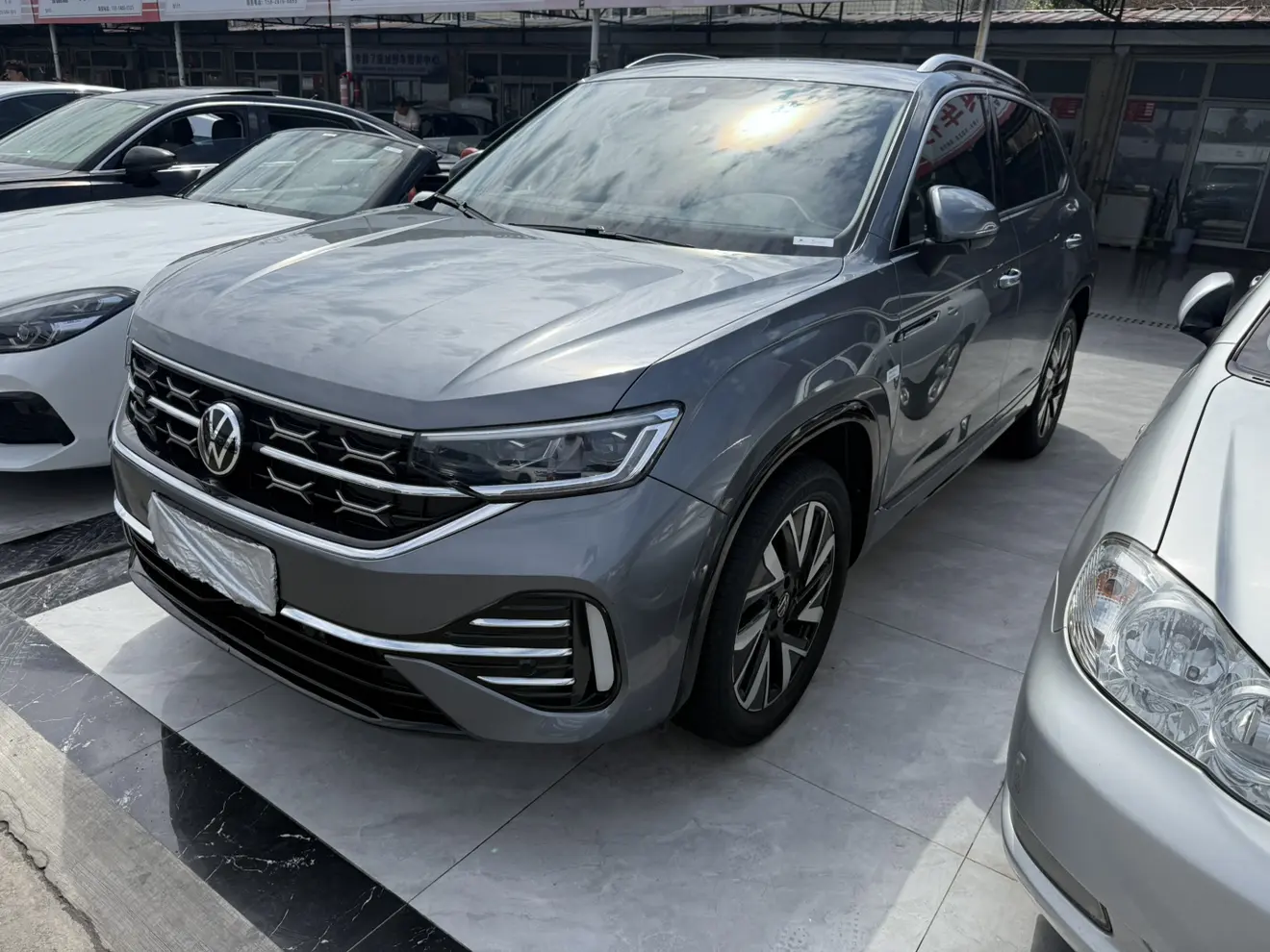 Volkswagen Tayron  из Китая