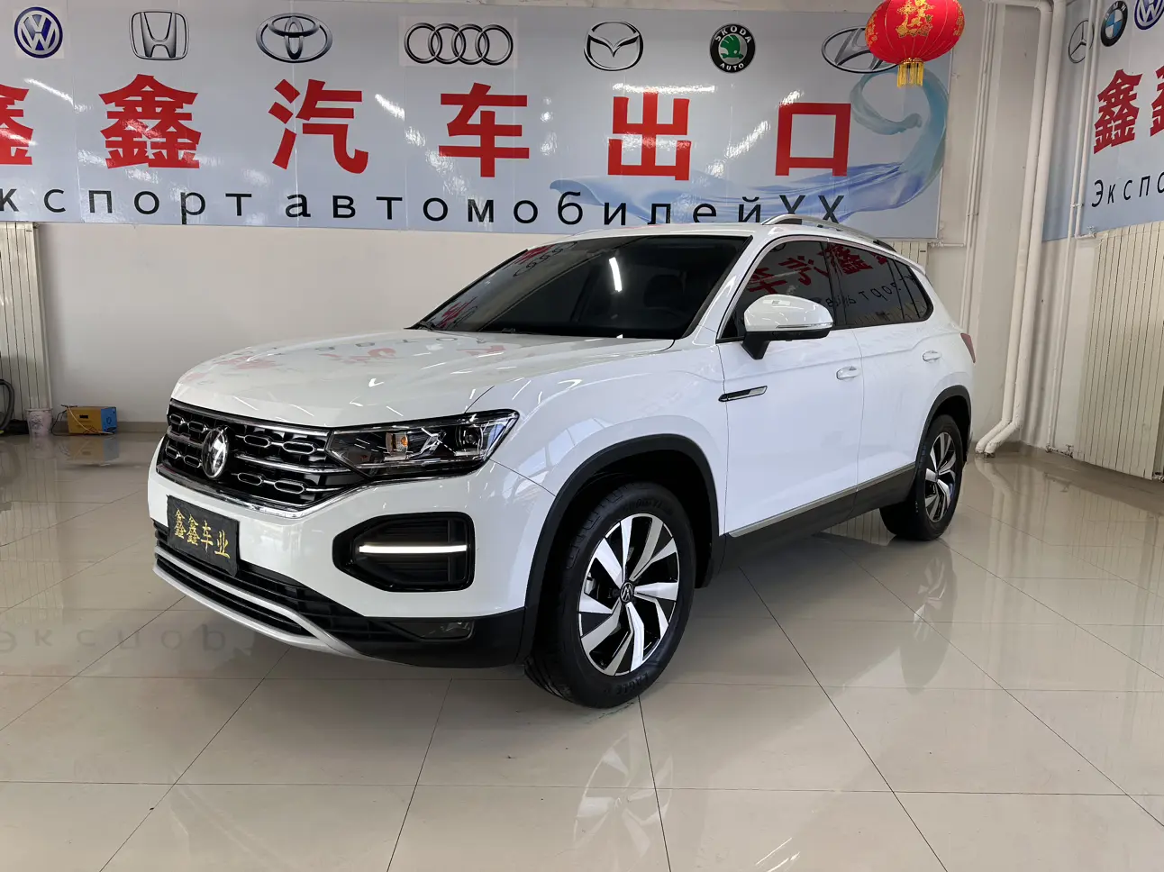 Volkswagen Tayron  из Китая