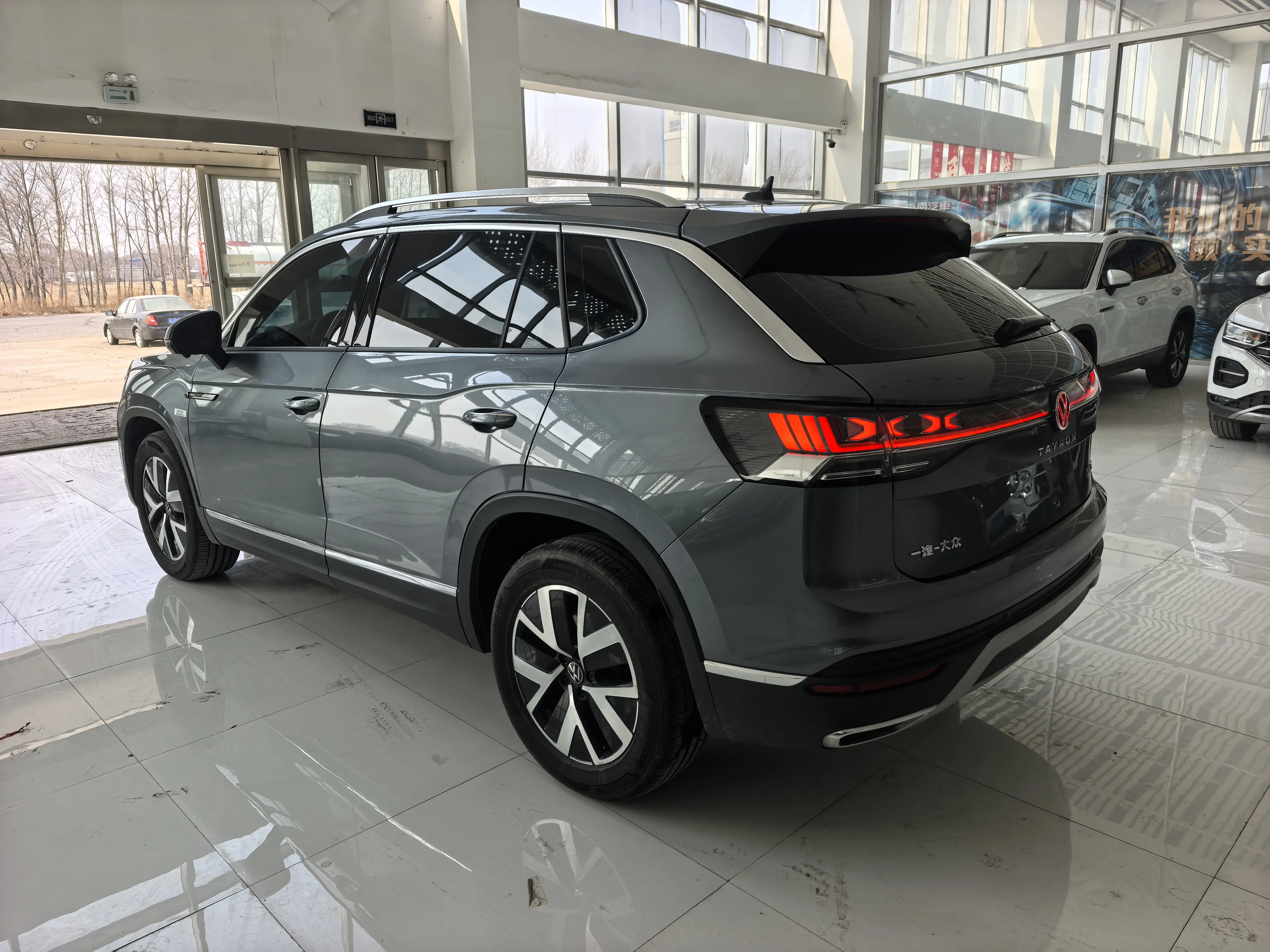 Volkswagen Tayron  из Китая