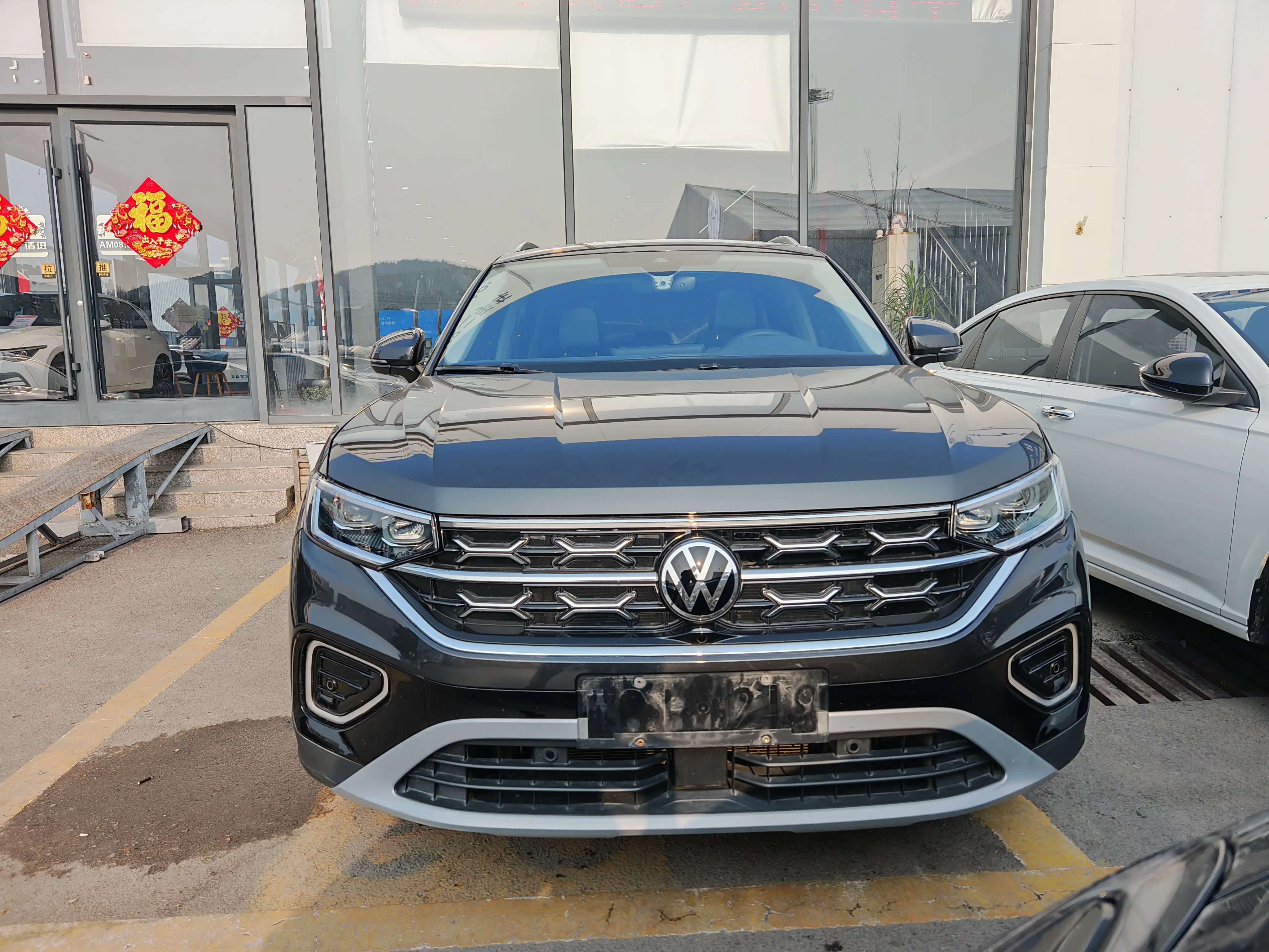 Volkswagen Tayron  из Китая