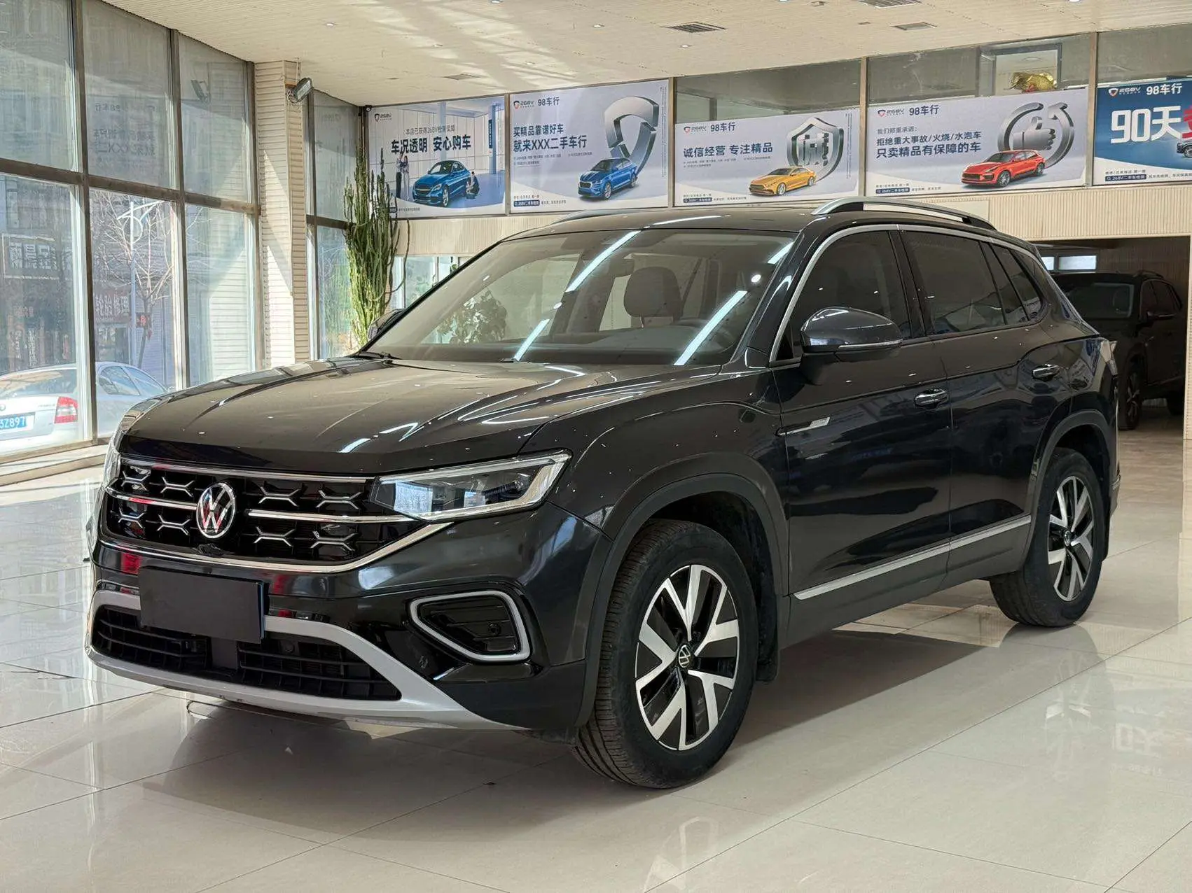 Volkswagen Tayron  из Китая