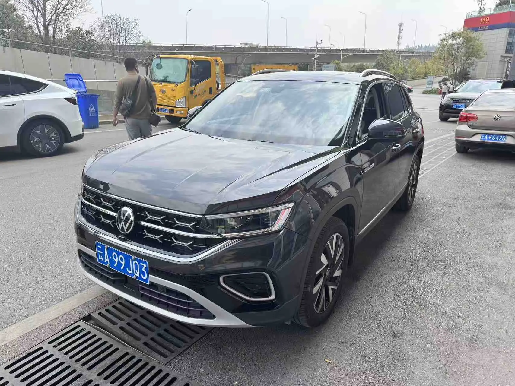 Volkswagen Tayron  из Китая